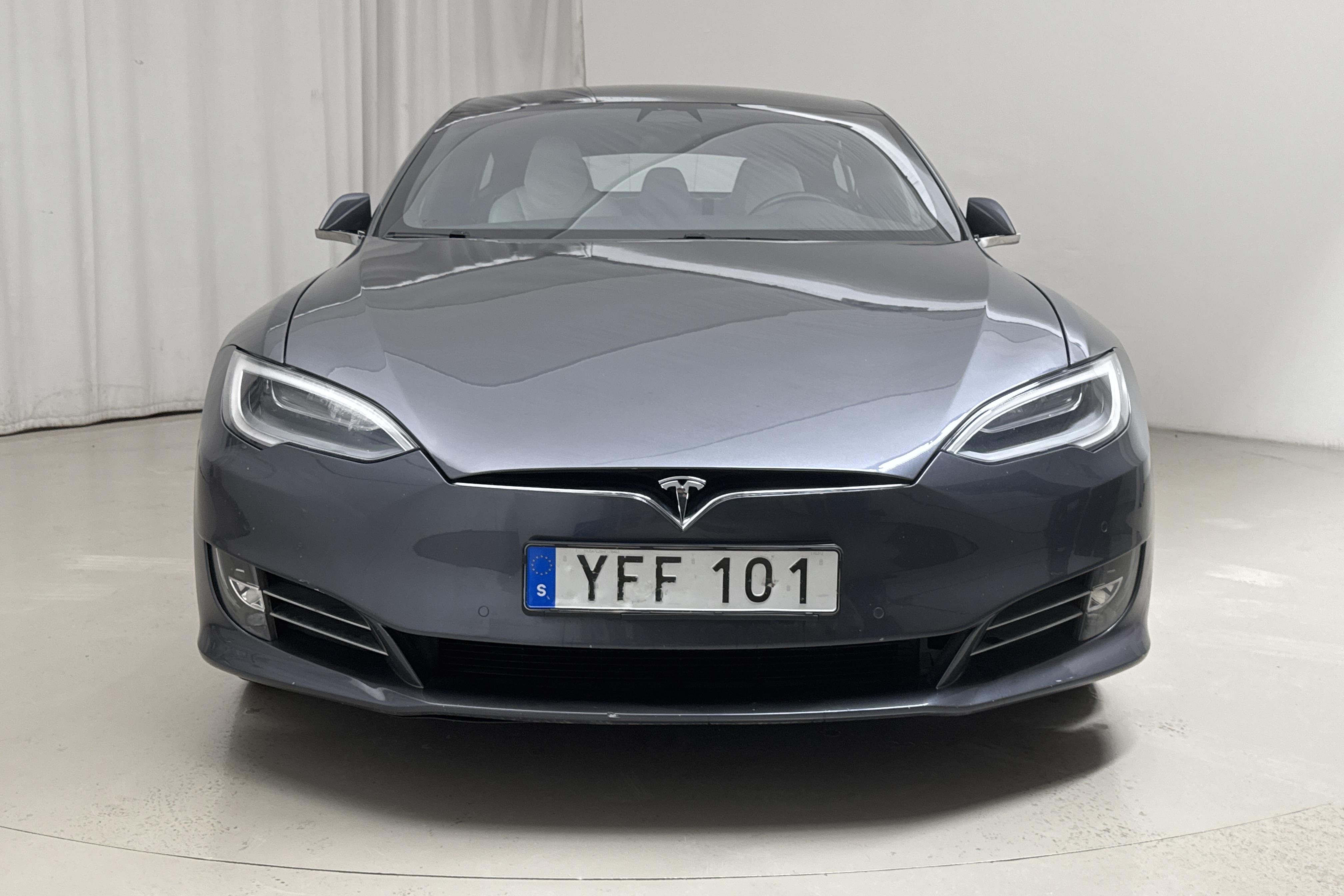 Tesla Model S 90D - 18 594 mil - Automat - grå - 2017