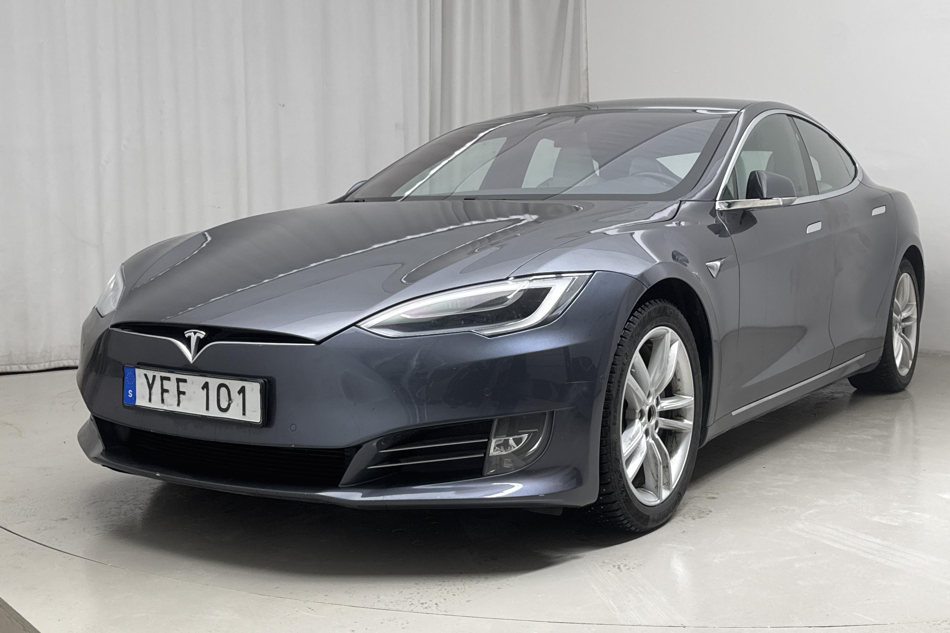 Tesla Model S 90D - 18 594 mil - Automat - grå - 2017