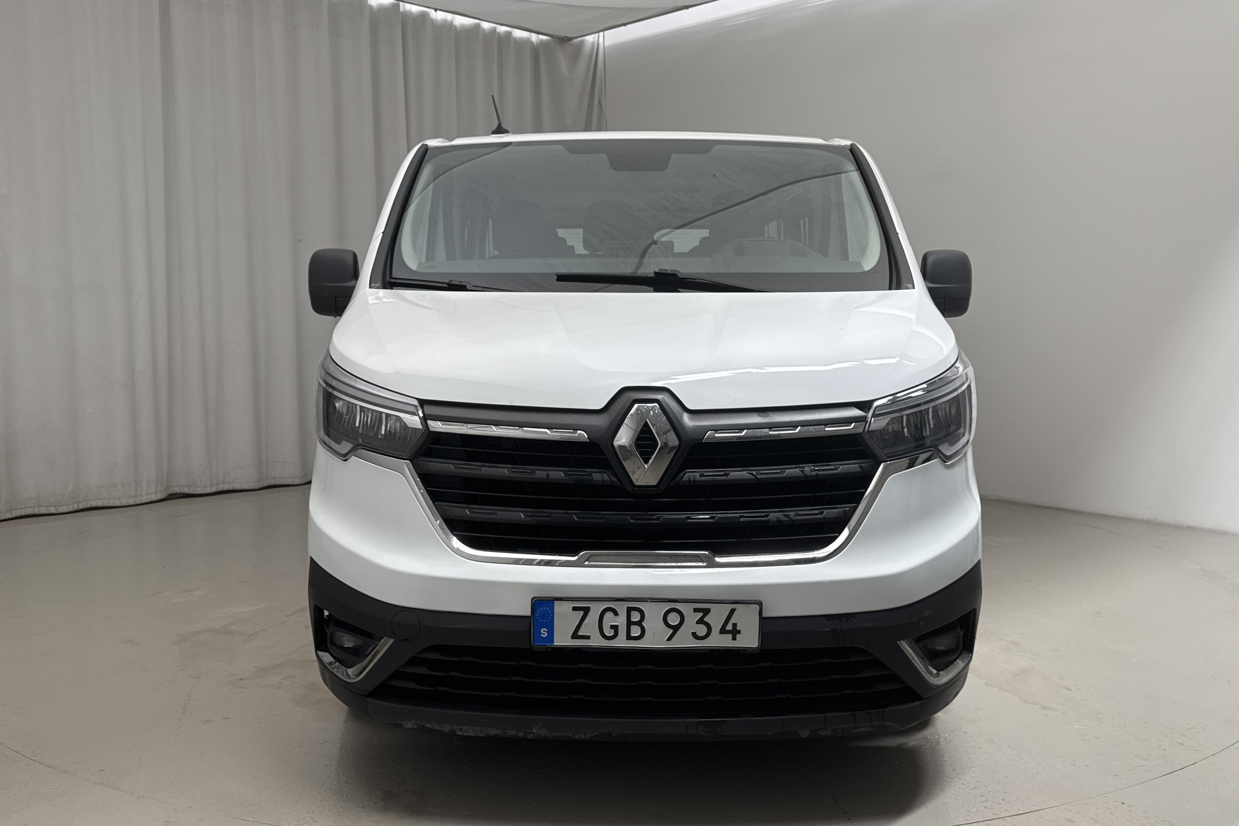 Renault Trafic Grand Kombi 2.0 dCi  (150hk) - 10 931 mil - Automat - vit - 2021