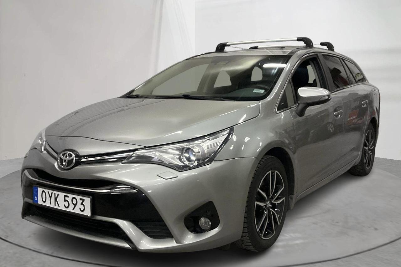 Toyota Avensis 2.0 D-4D Touring Sports (143hk) - 14 253 mil - Manuell - Light Grey - 2016