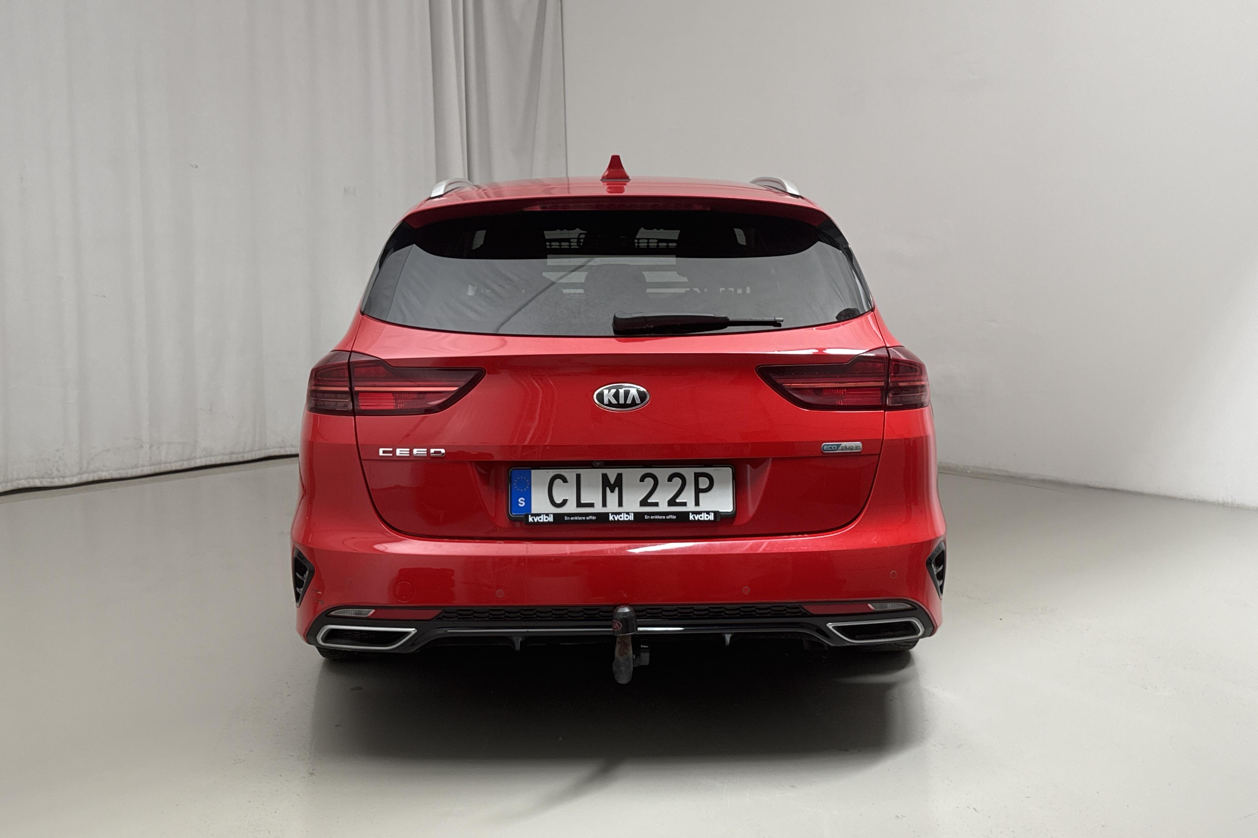 KIA Ceed 1.6 Plug-in Hybrid SW (141hk) - 98 140 km - Automaattinen - punainen - 2020