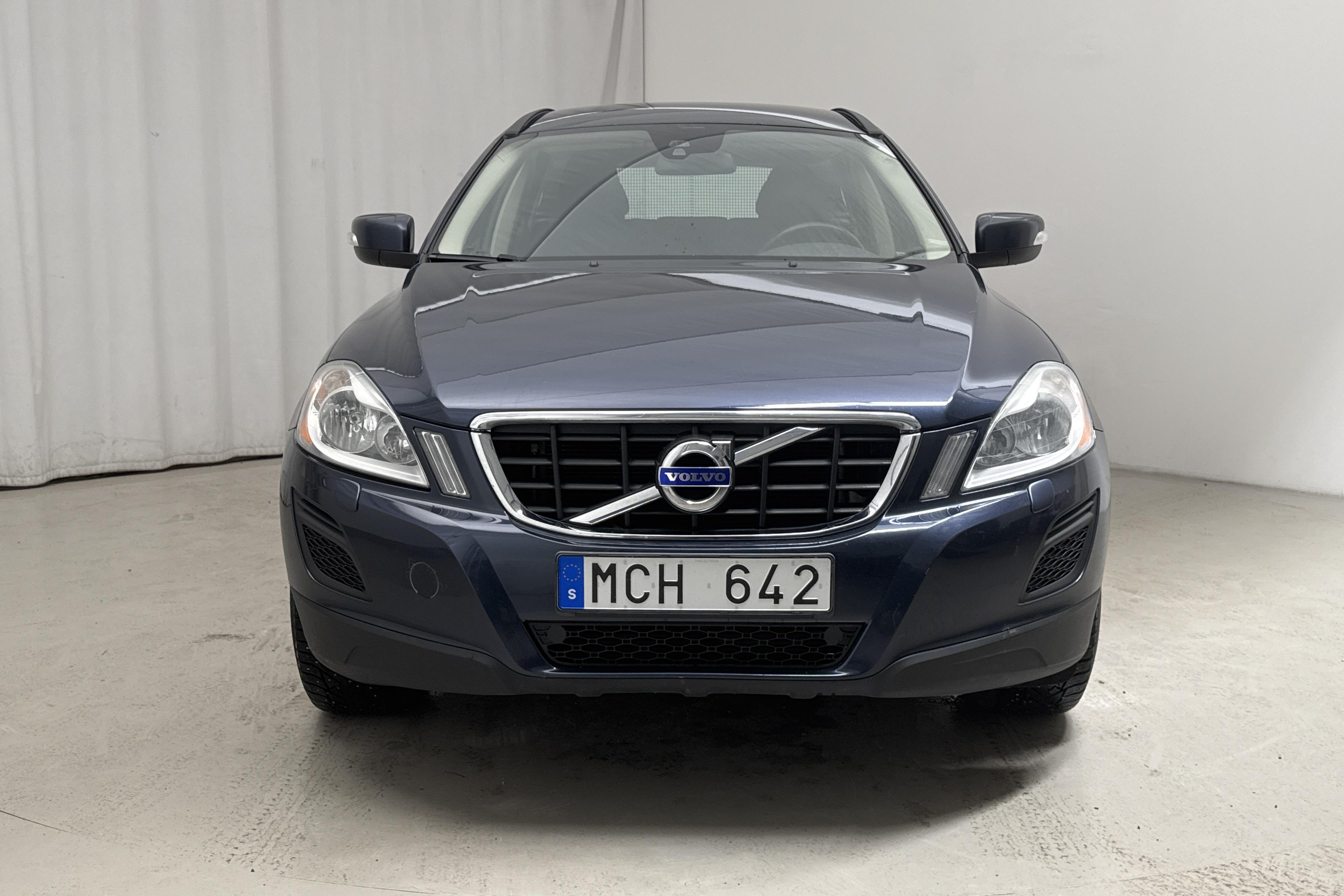 Volvo XC60 D3 AWD (163hk) - 24 186 mil - Manuell - blå - 2012