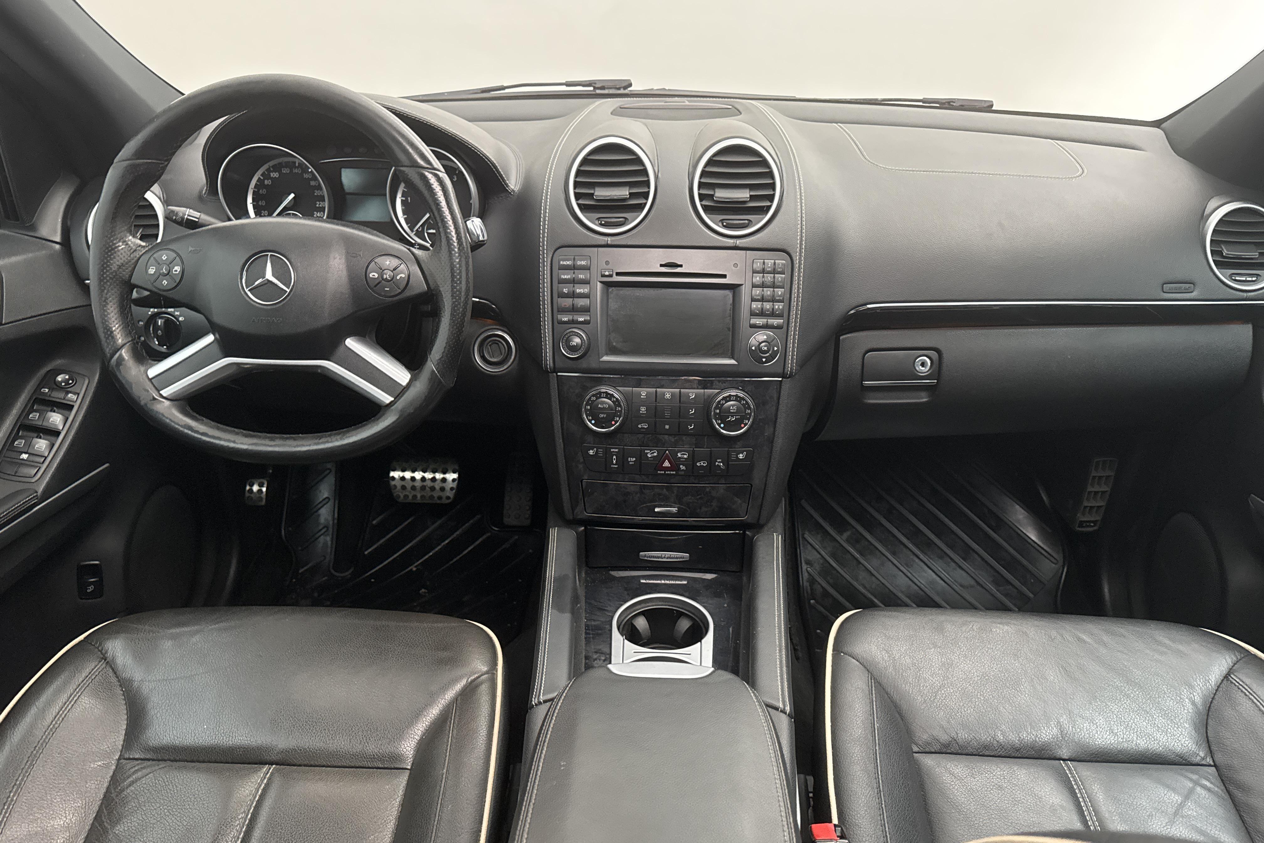 Mercedes ML 350 CDI (231hk) - 265 600 km - Automaatne - Dark Grey - 2011