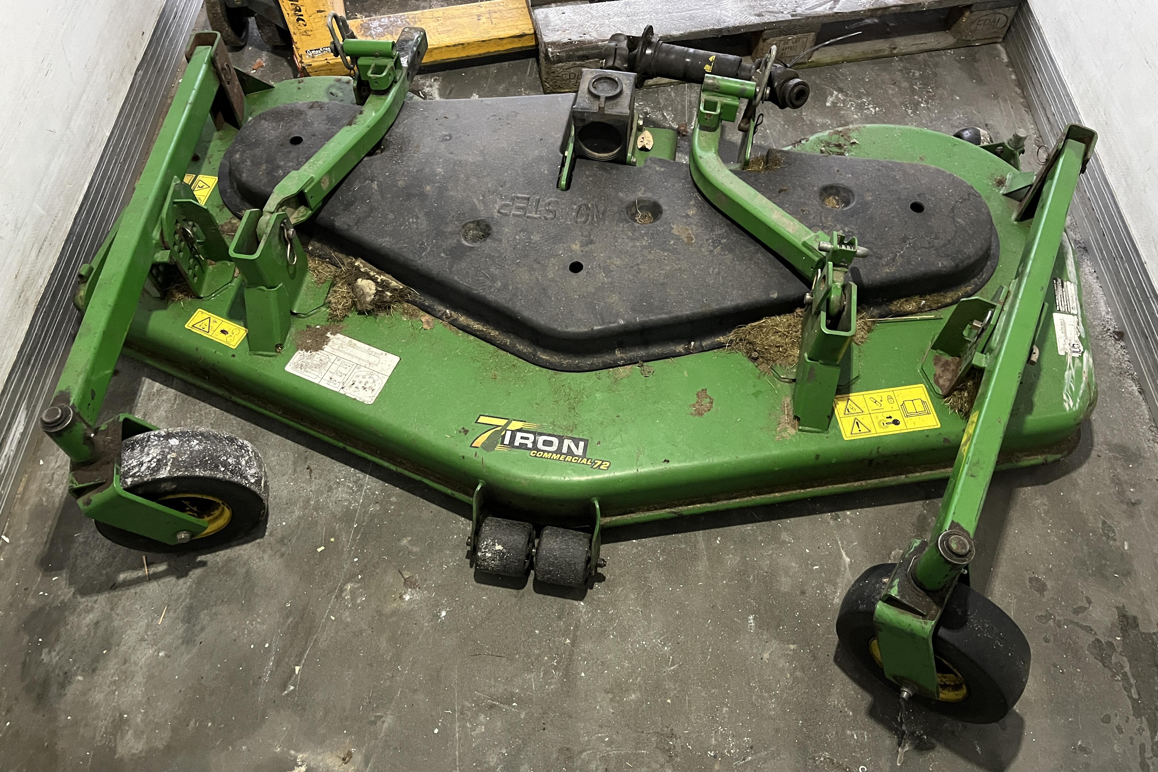 John Deere 1445, serie 2, 4WD (rep.objekt) -  - Automaattinen - vihreä