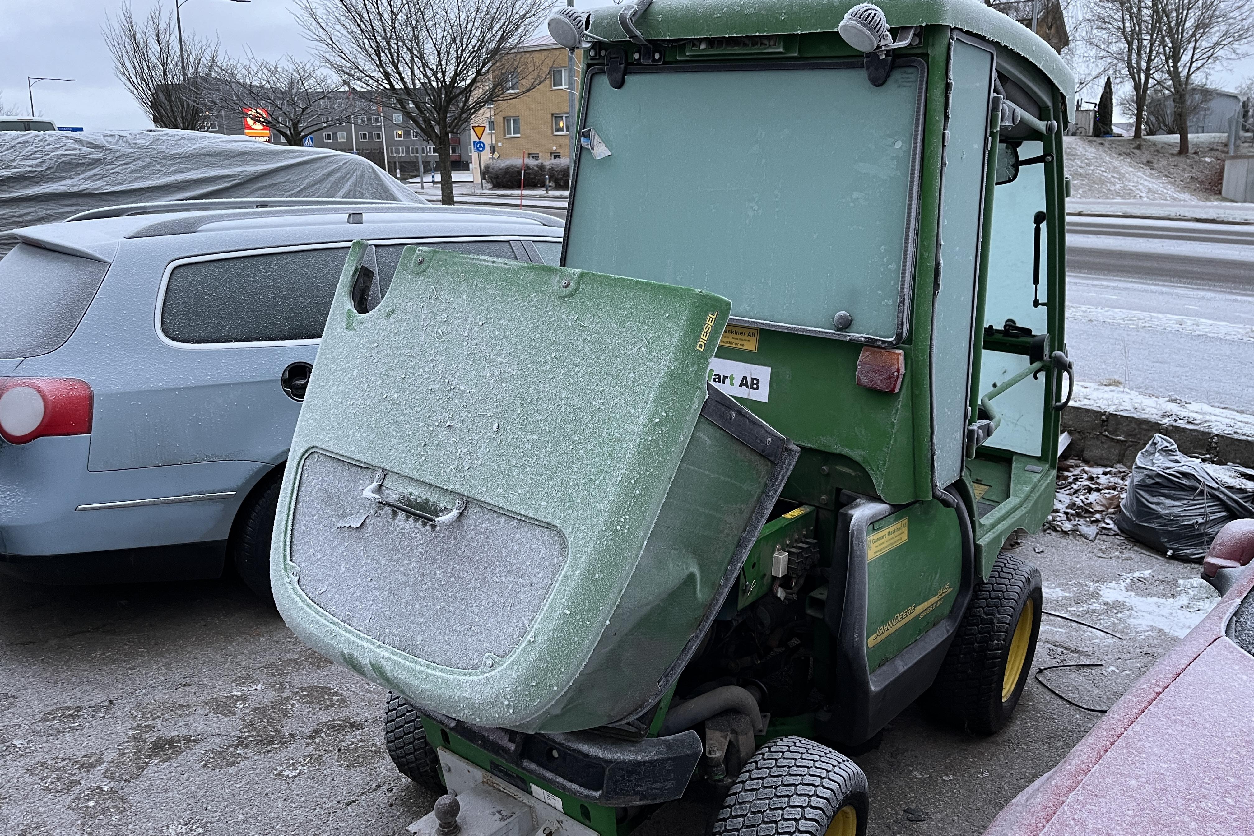 John Deere 1445, serie 2, 4WD (rep.objekt) -  - Automaattinen - vihreä