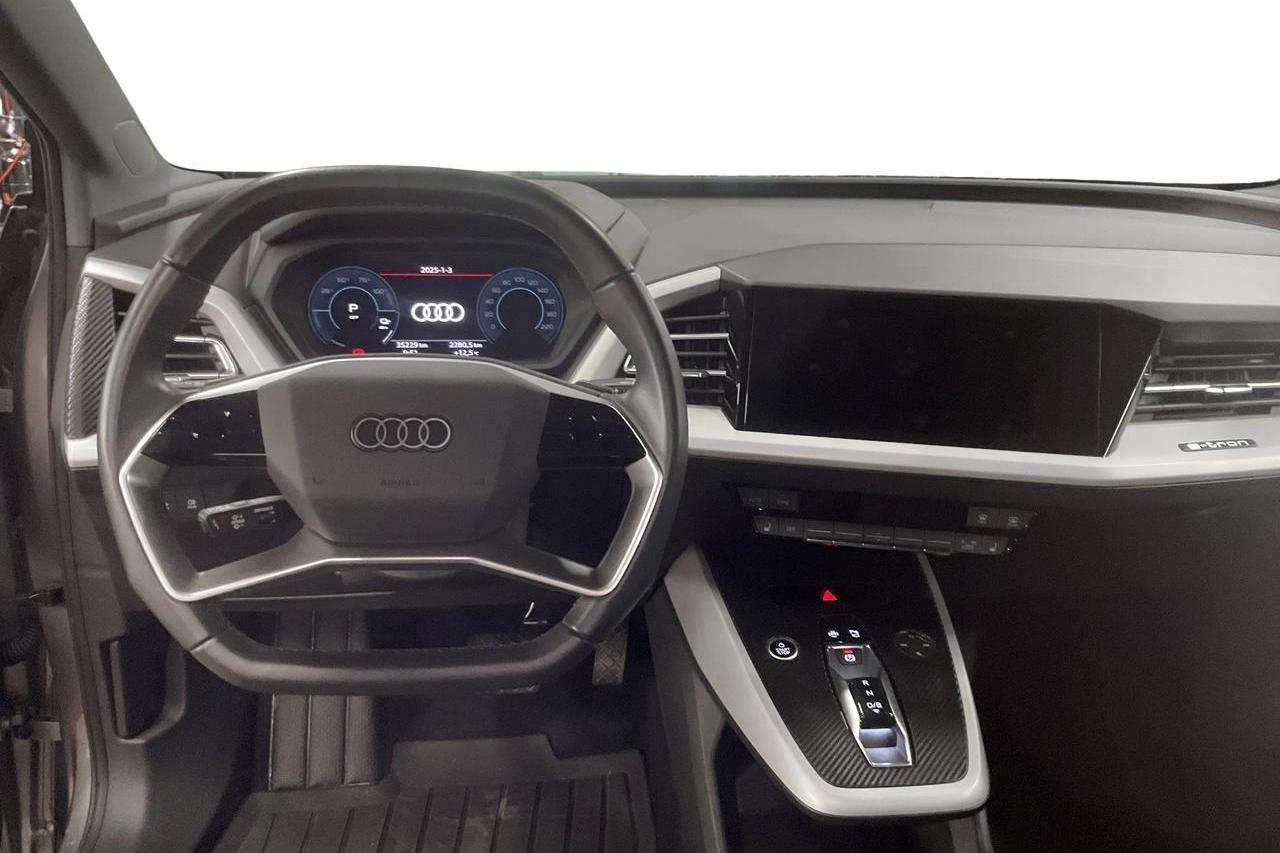 Audi Q4 50 e-tron quattro 77 kWh (299hk) - 35 230 km - Automatic - gray - 2022