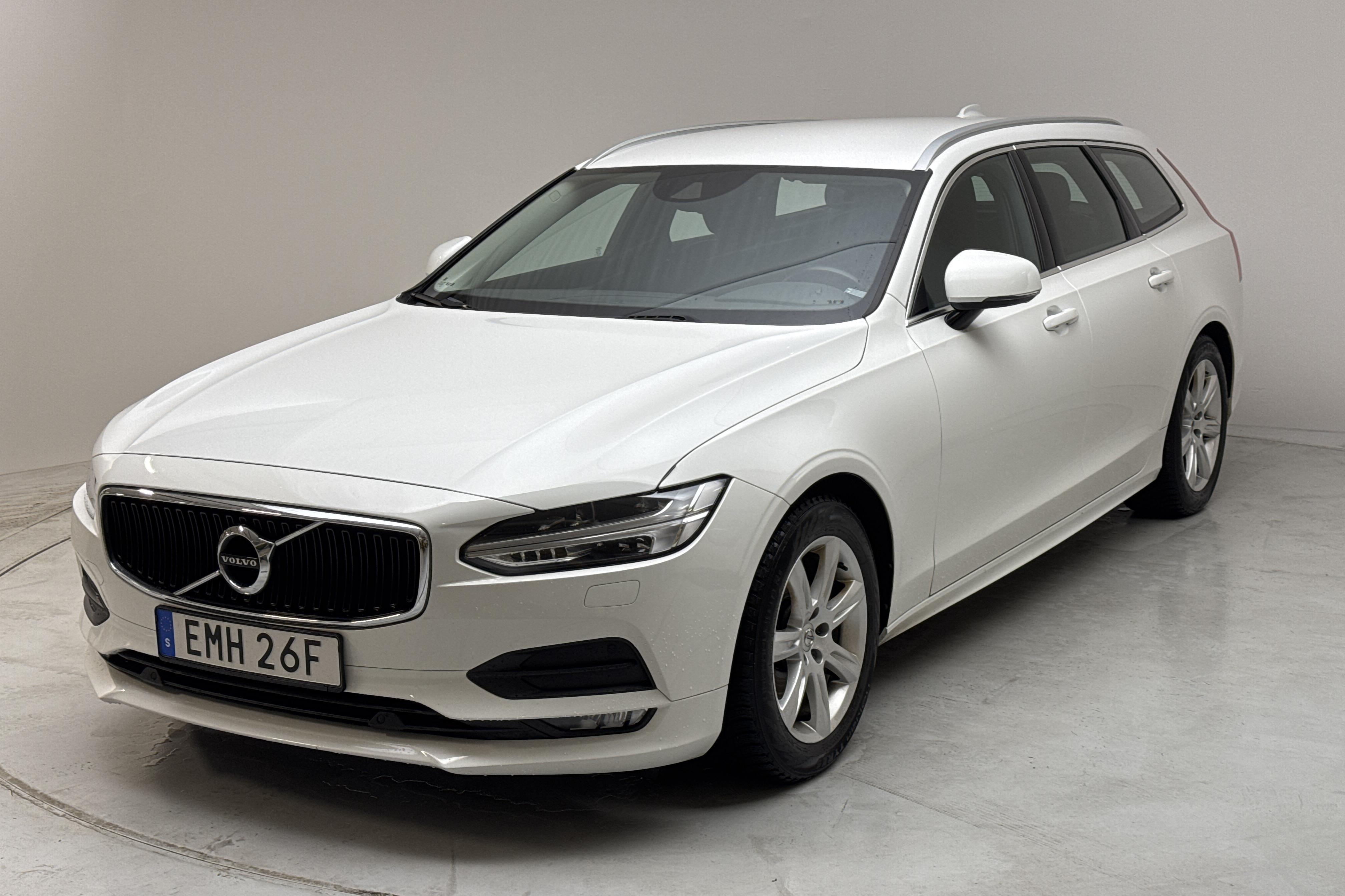 Volvo V90 D4 (190hk) - 167 640 km - Automatyczna - biały - 2020