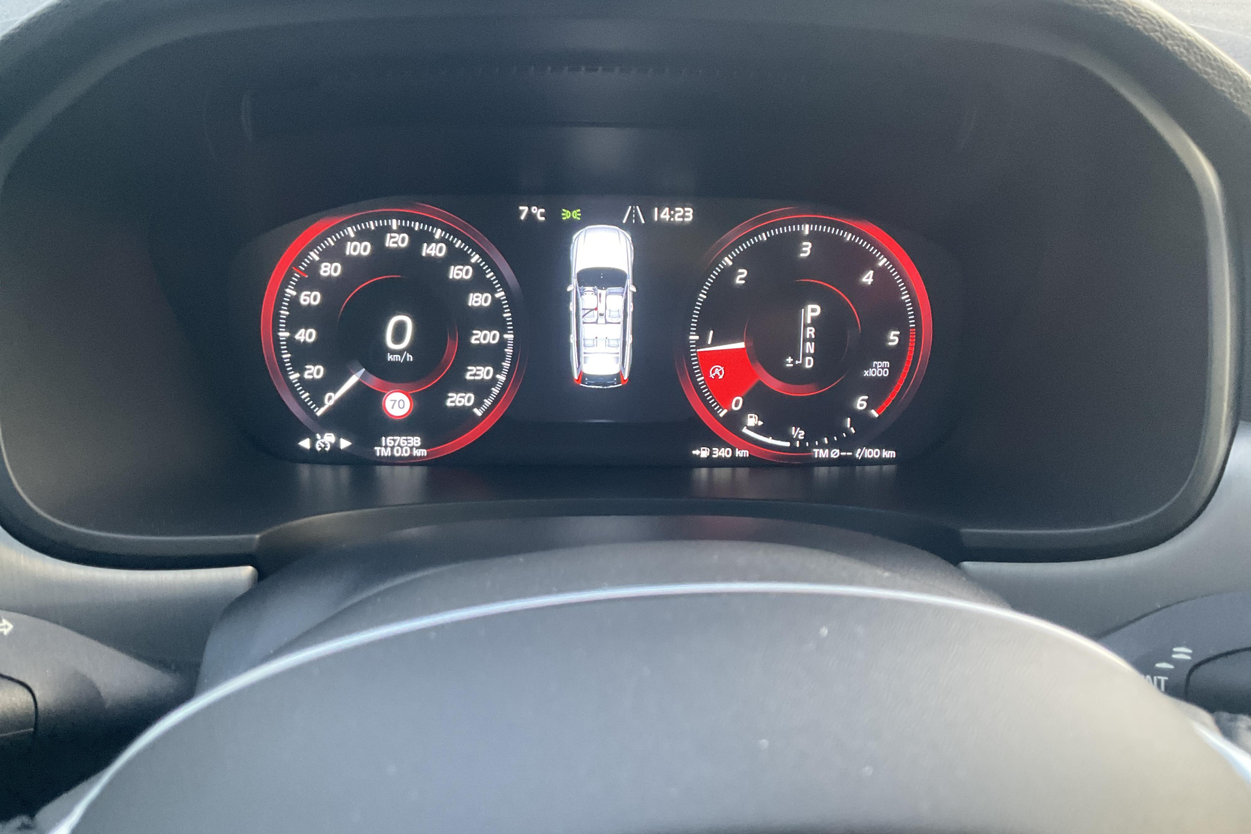 Volvo V90 D4 (190hk) - 167 640 km - Automatyczna - biały - 2020