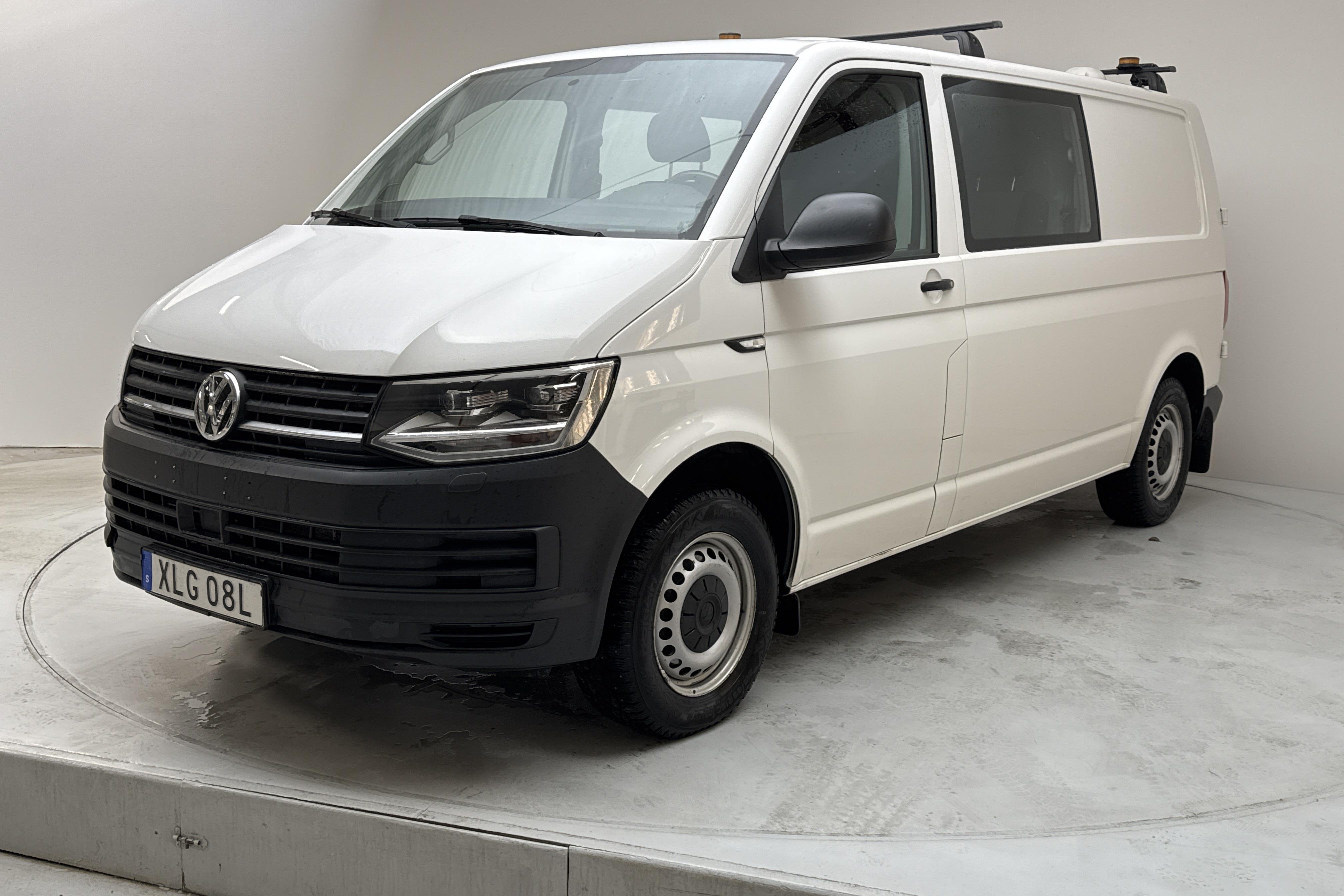 VW Transporter T6 2.0 TDI BMT Skåp (150hk) - 12 773 mil - Automat - vit - 2019