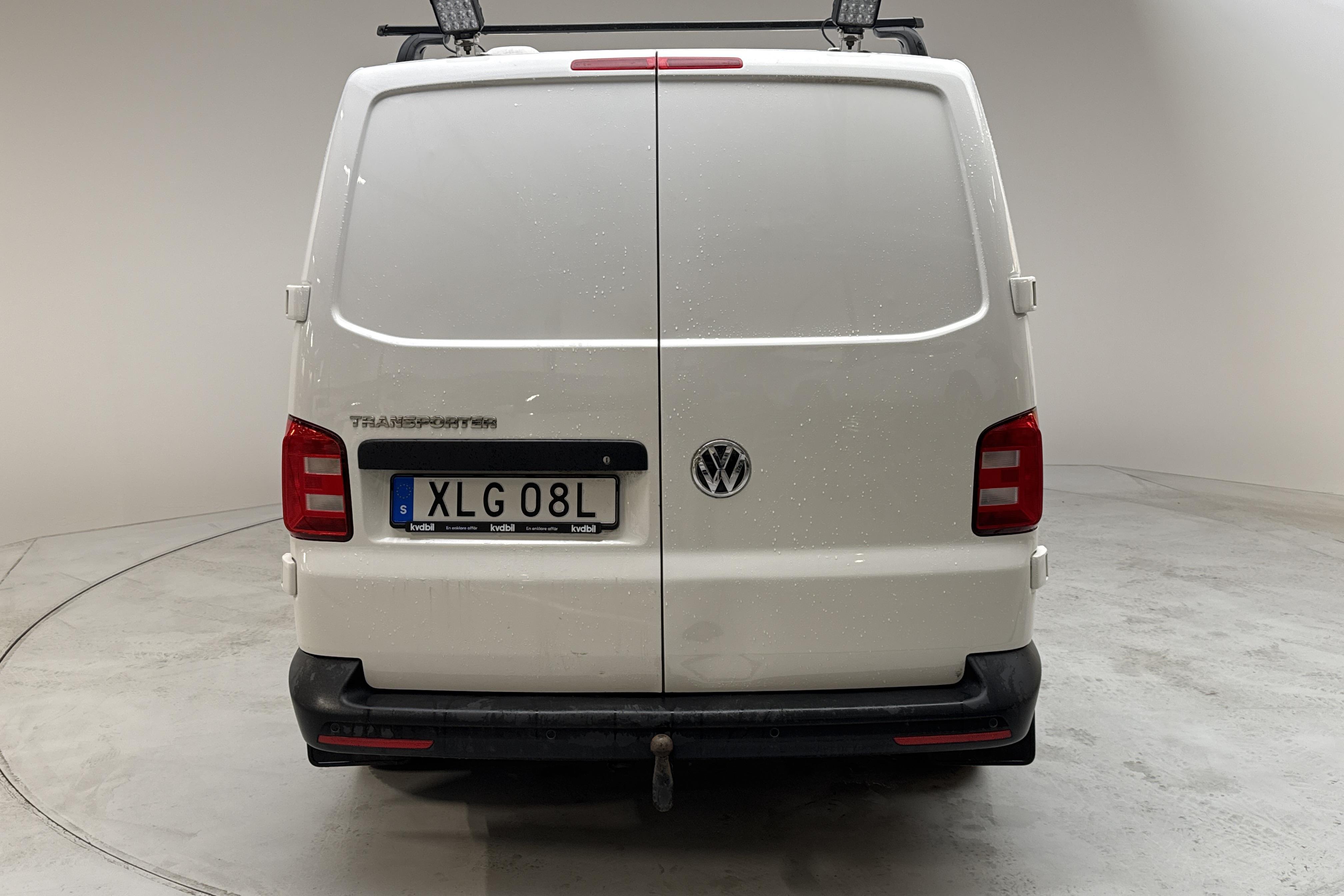 VW Transporter T6 2.0 TDI BMT Skåp (150hk) - 12 773 mil - Automat - vit - 2019