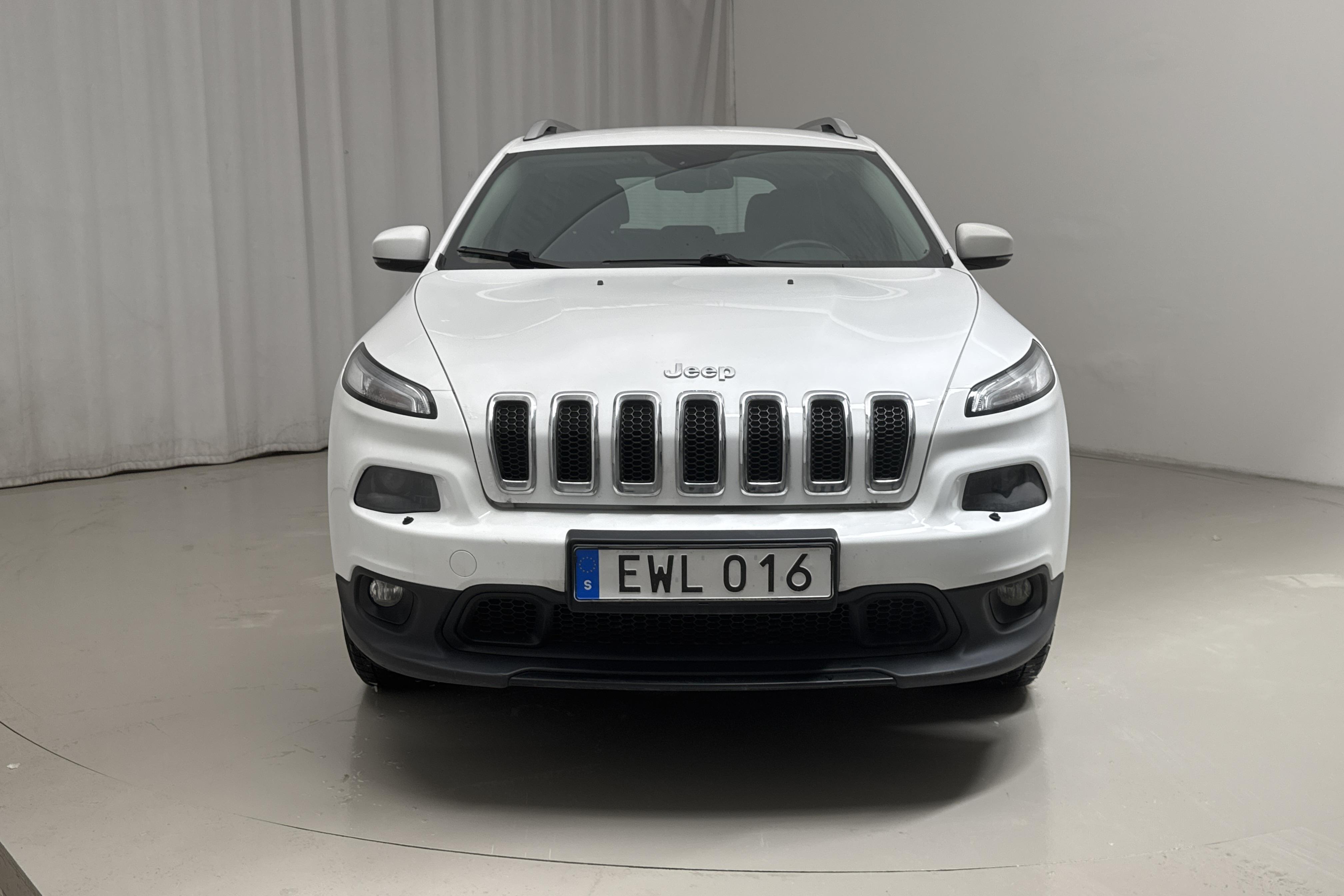 Jeep Cherokee 2.0 MJET AWD (170hk) - 239 310 km - Automaatne - valge - 2015