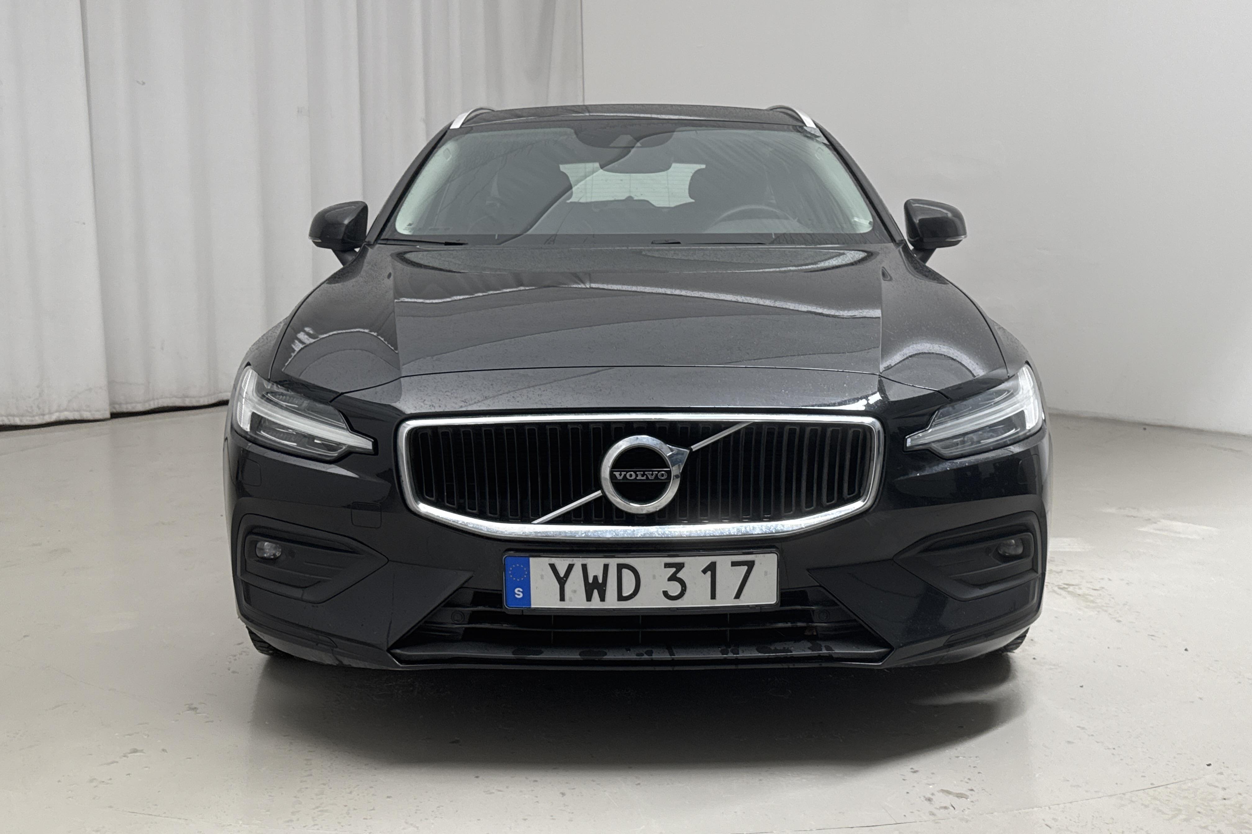 Volvo V60 D3 AWD (150hk) - 19 914 mil - Automat - svart - 2019