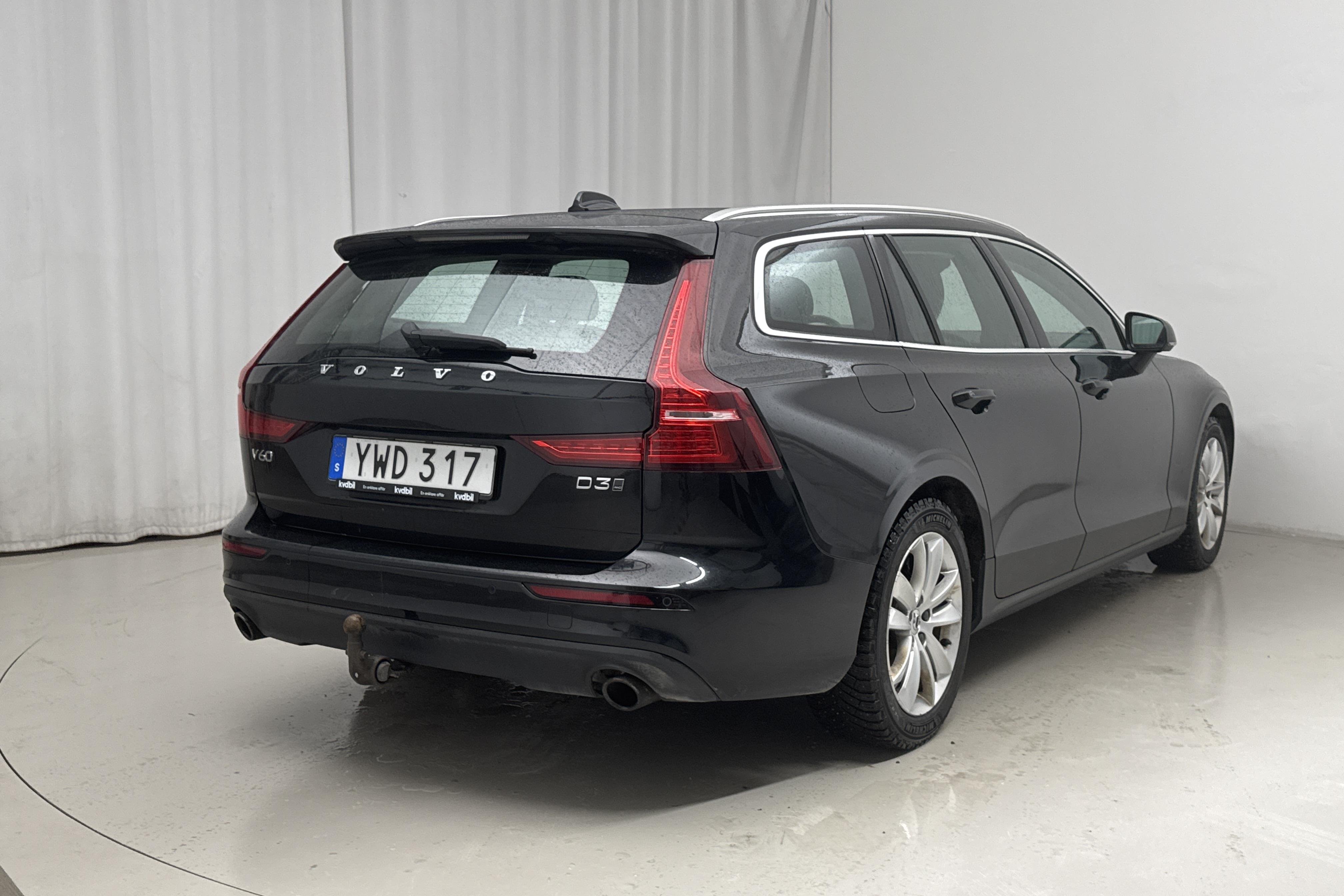 Volvo V60 D3 AWD (150hk) - 19 914 mil - Automat - svart - 2019