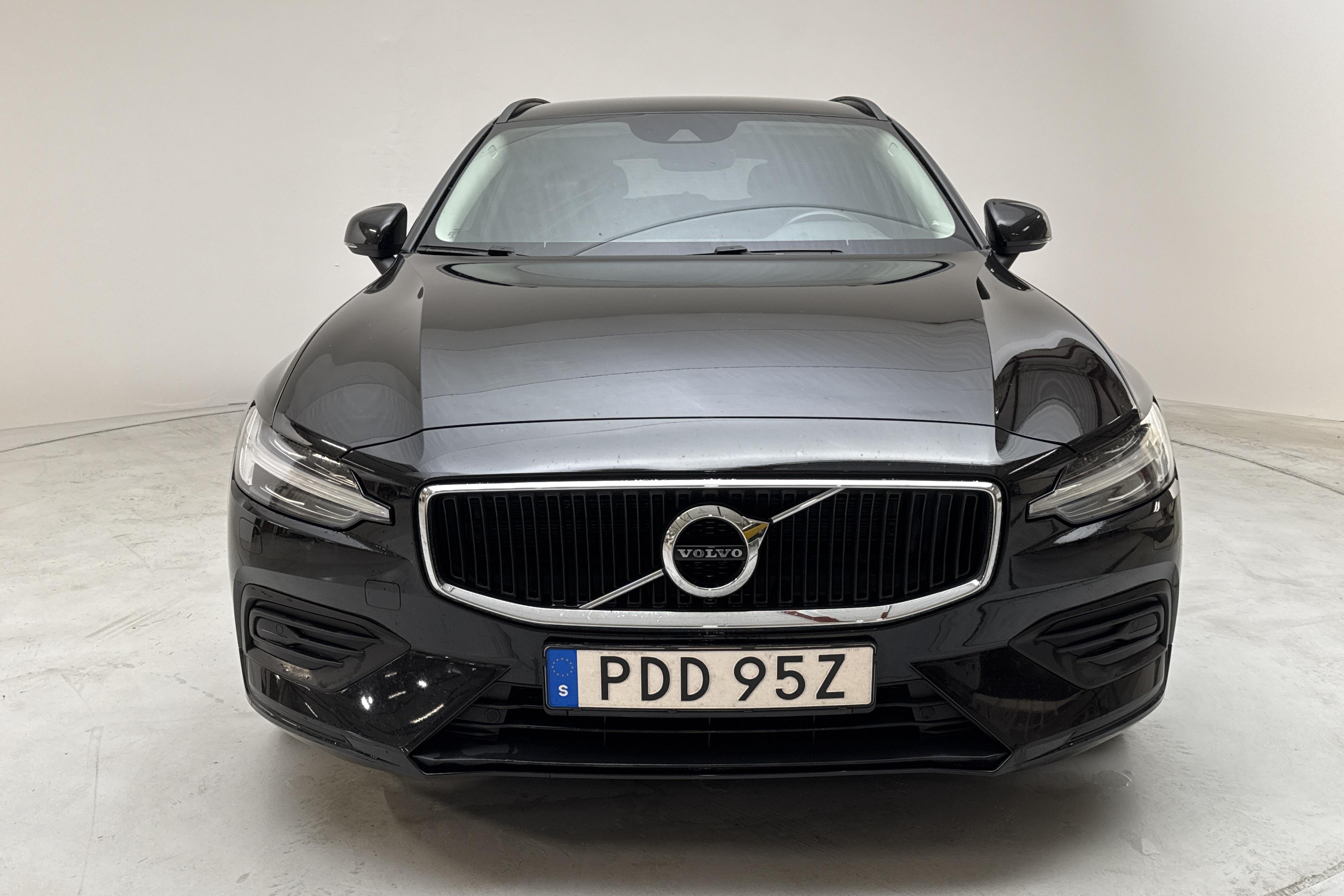 Volvo V60 D3 AWD (150hk) - 125 970 km - Automatyczna - czarny - 2020