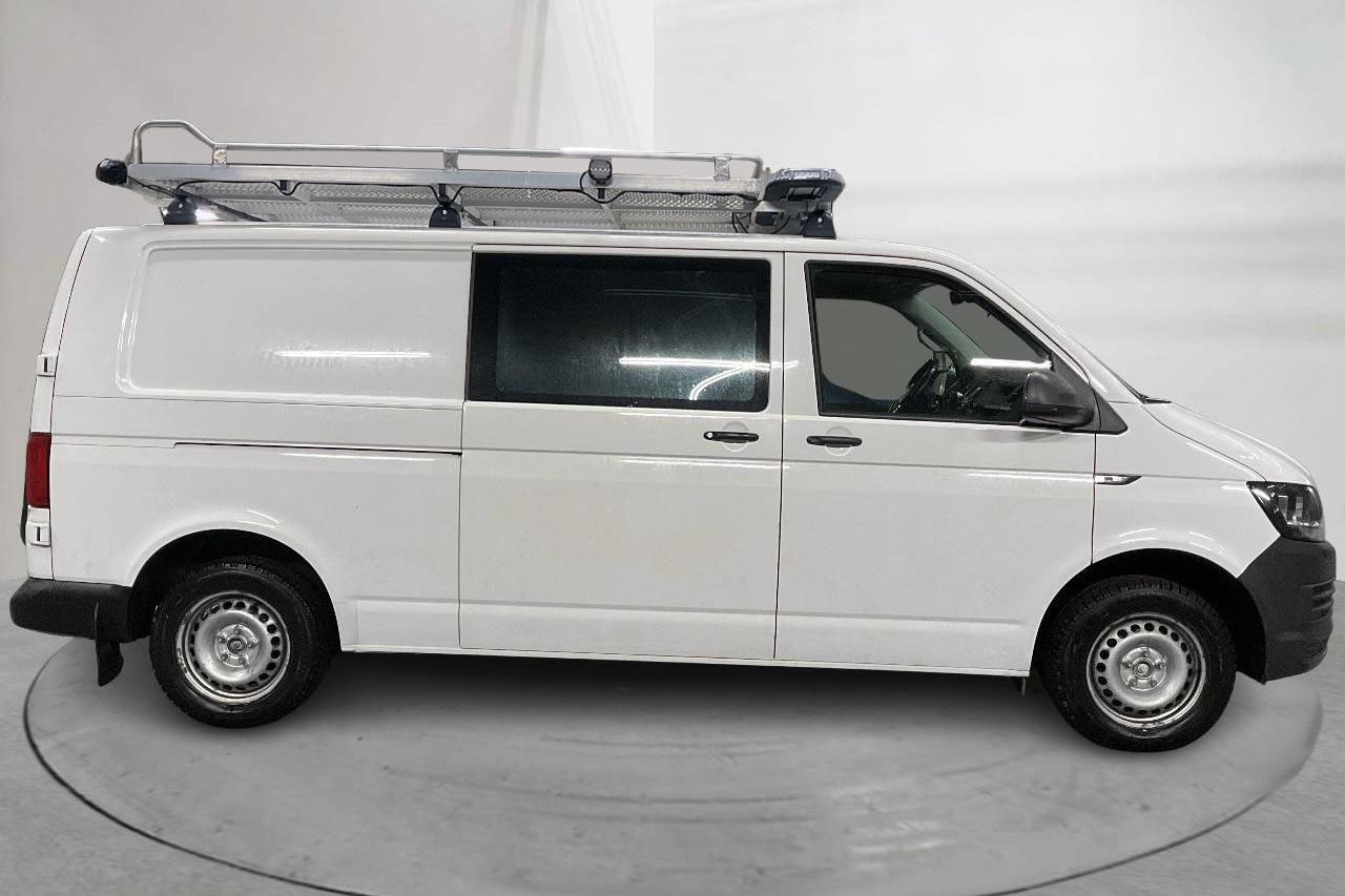 VW Transporter T6 2.0 TDI BMT Skåp 4MOTION (150hk) - 6 665 mil - Automat - vit - 2018