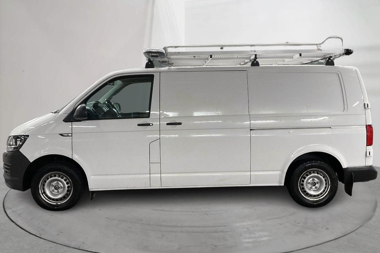 VW Transporter T6 2.0 TDI BMT Skåp 4MOTION (150hk) - 6 665 mil - Automat - vit - 2018