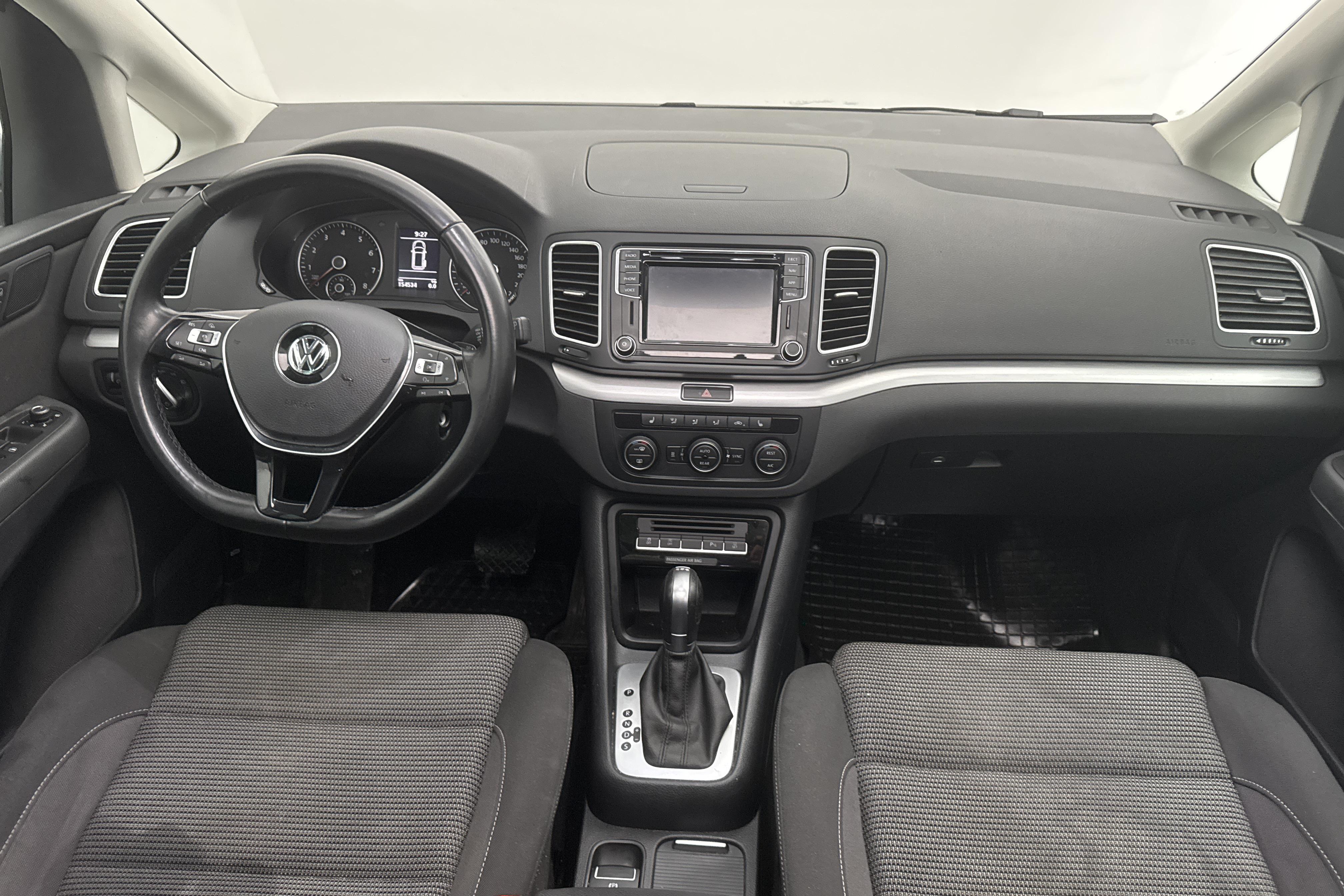 VW Sharan 1.4 TSI (150hk) - 15 453 mil - Automat - silver - 2022