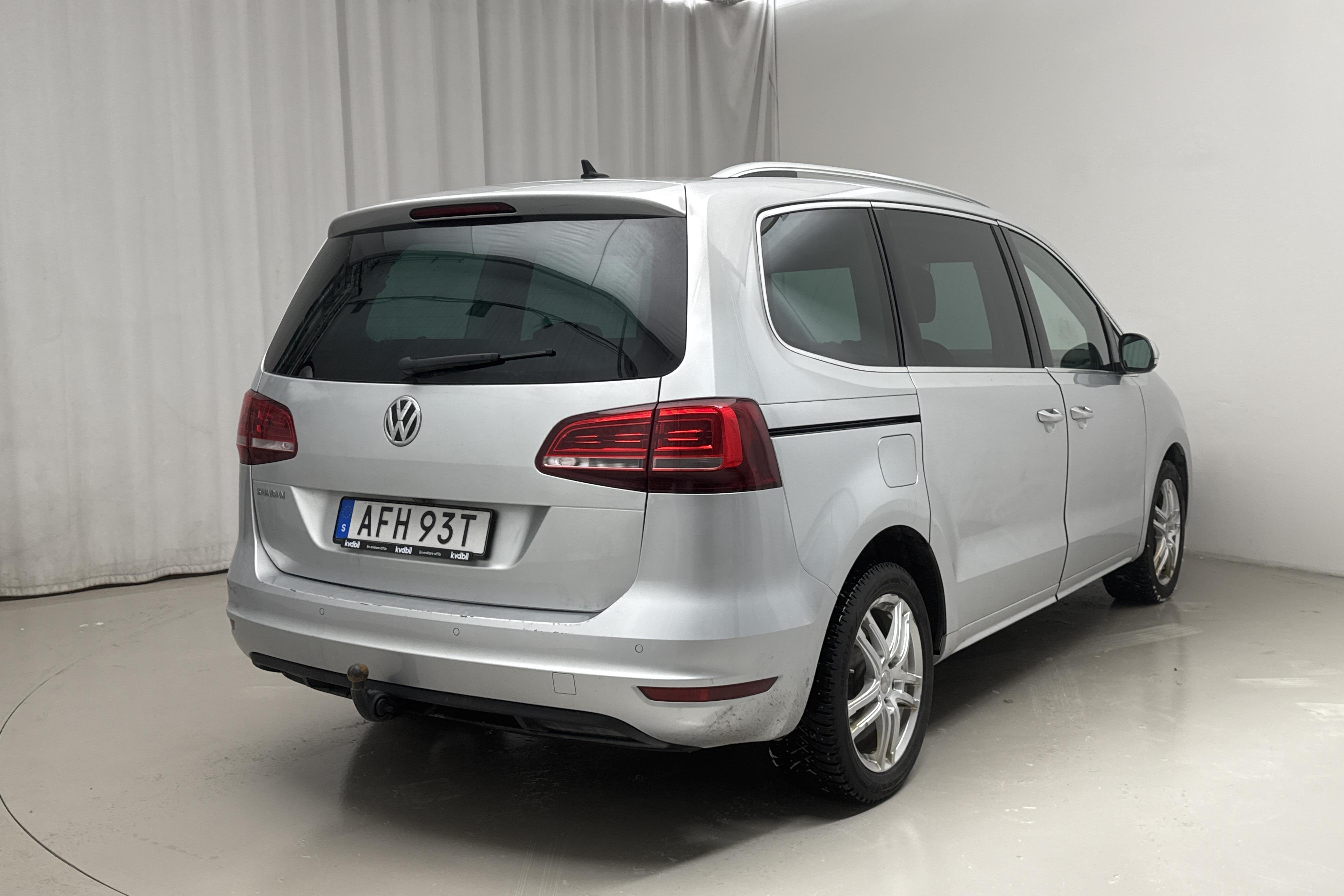 VW Sharan 1.4 TSI (150hk) - 15 453 mil - Automat - silver - 2022