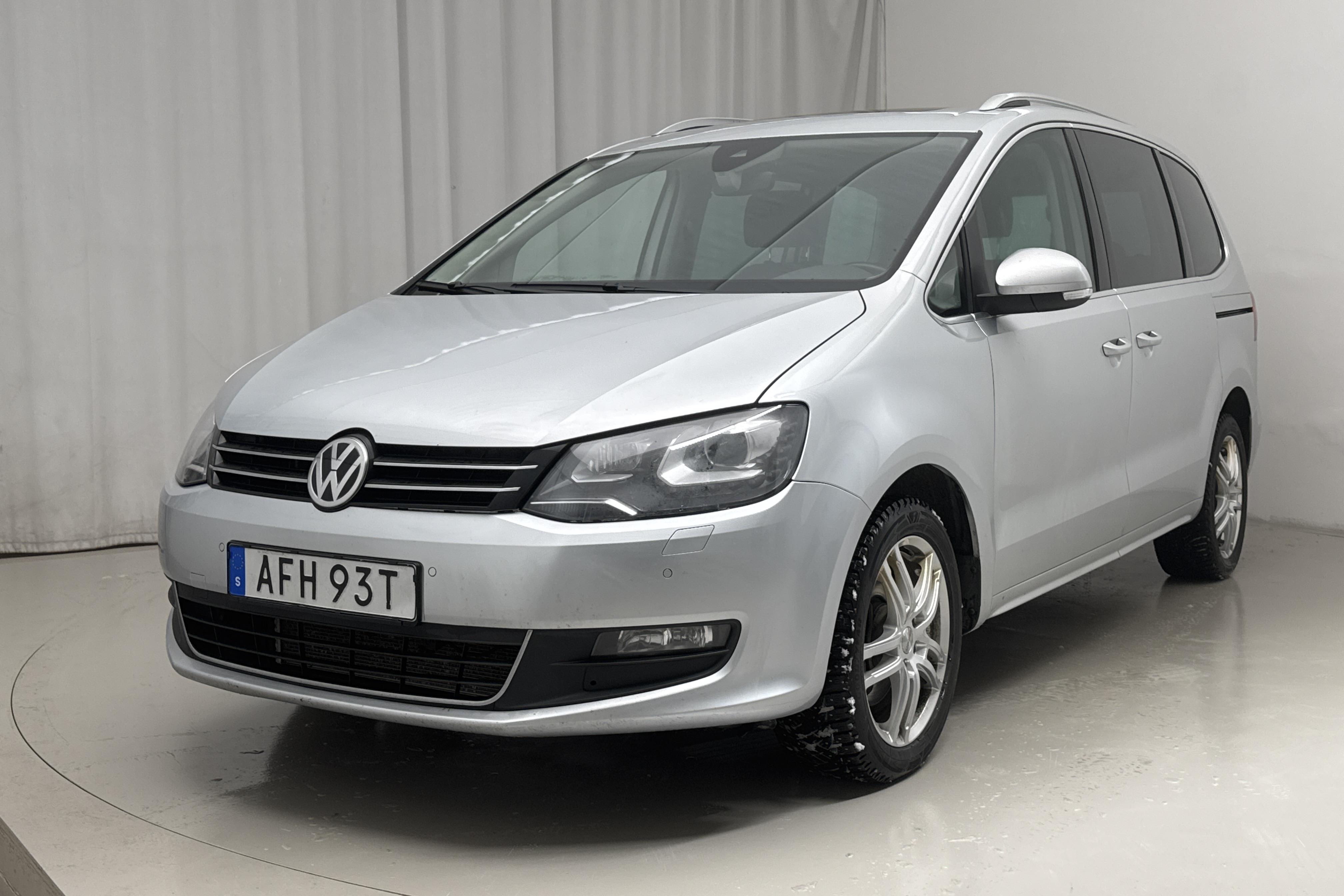 VW Sharan 1.4 TSI (150hk) - 15 453 mil - Automat - silver - 2022