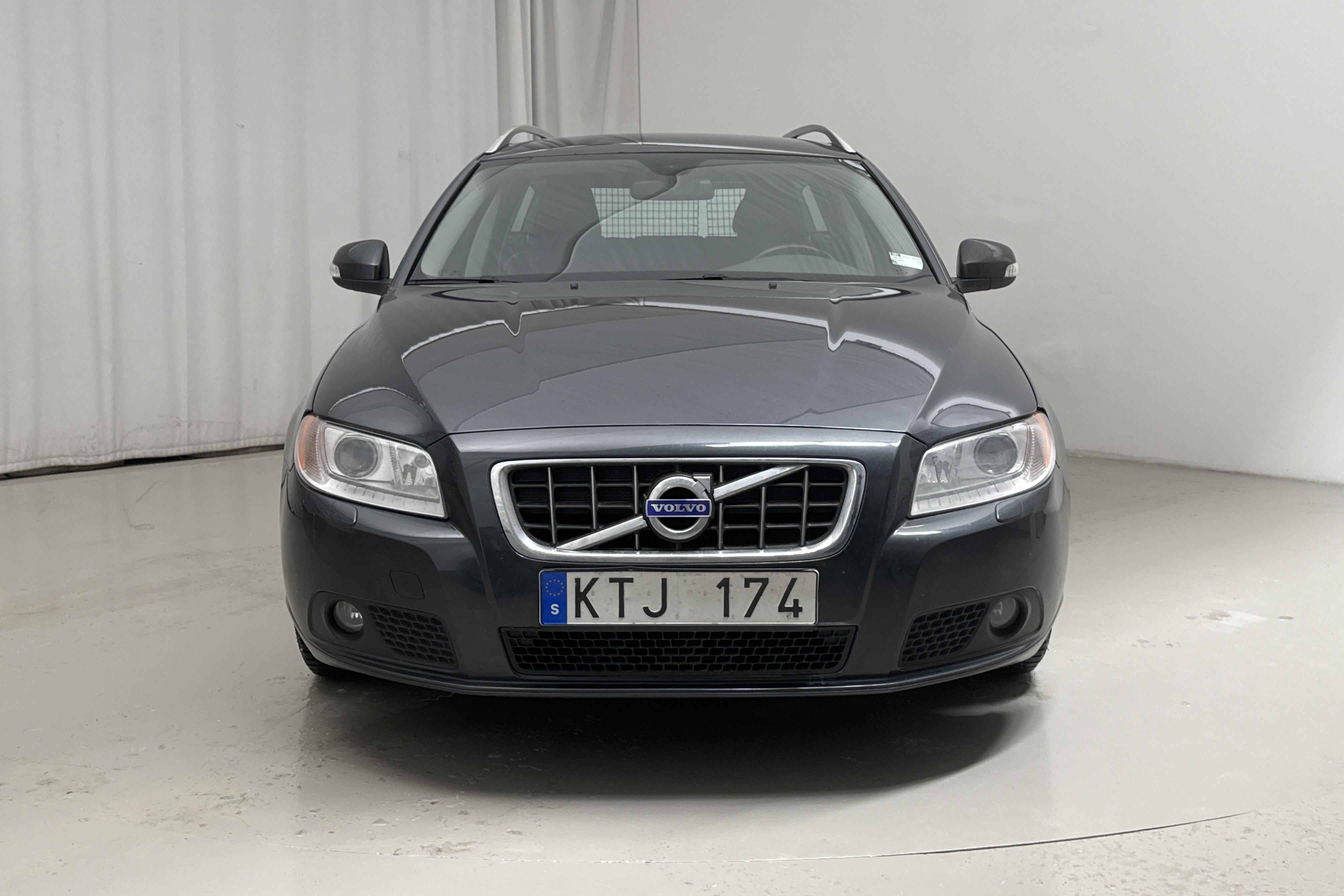 Volvo V70 II 1.6D DRIVe (109hk) - 17 585 mil - Manuell - grå - 2011