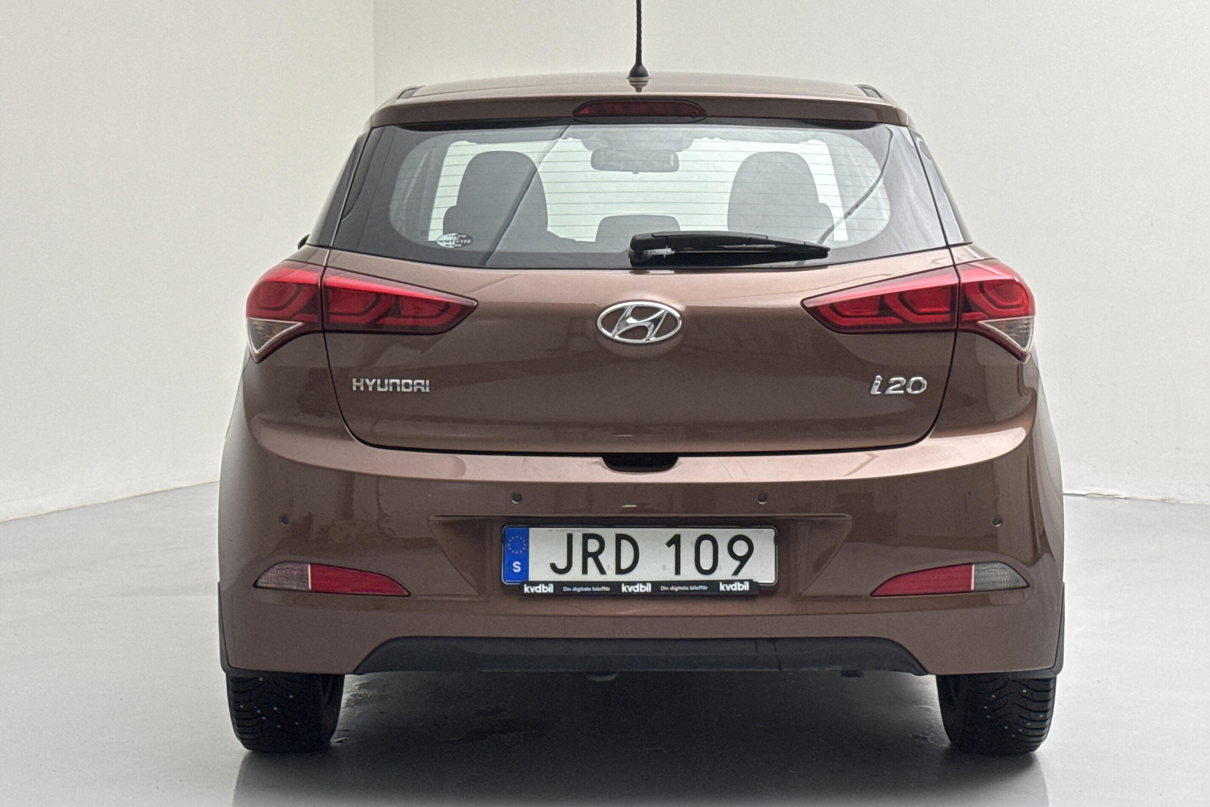 Hyundai i20 1.2 (84hk) - 143 850 km - Käsitsi - pruun - 2016