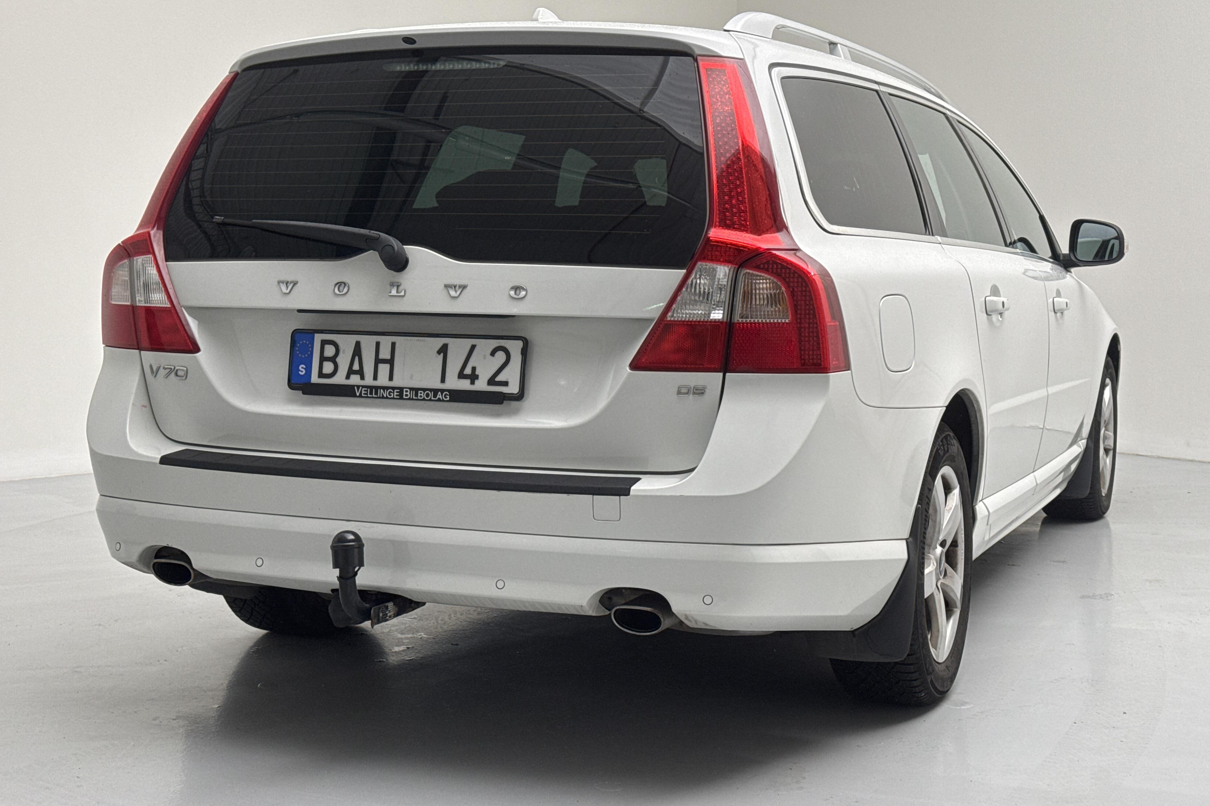 Volvo V70 II D5 (205hk) - 29 359 mil - Manuell - vit - 2010