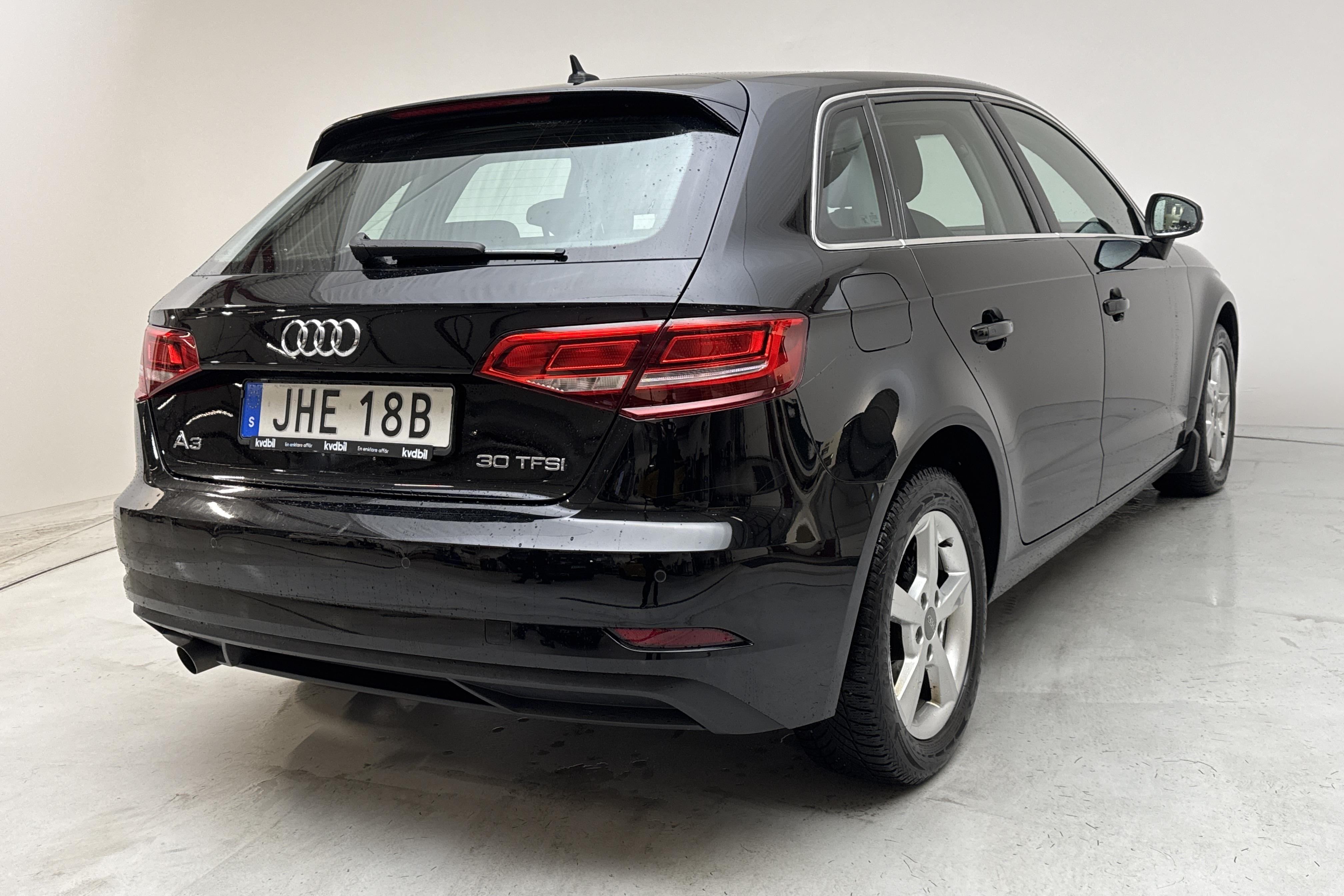 Audi A3 Sportback 30 TFSI (116hk) - 43 530 km - Manualna - czarny - 2019