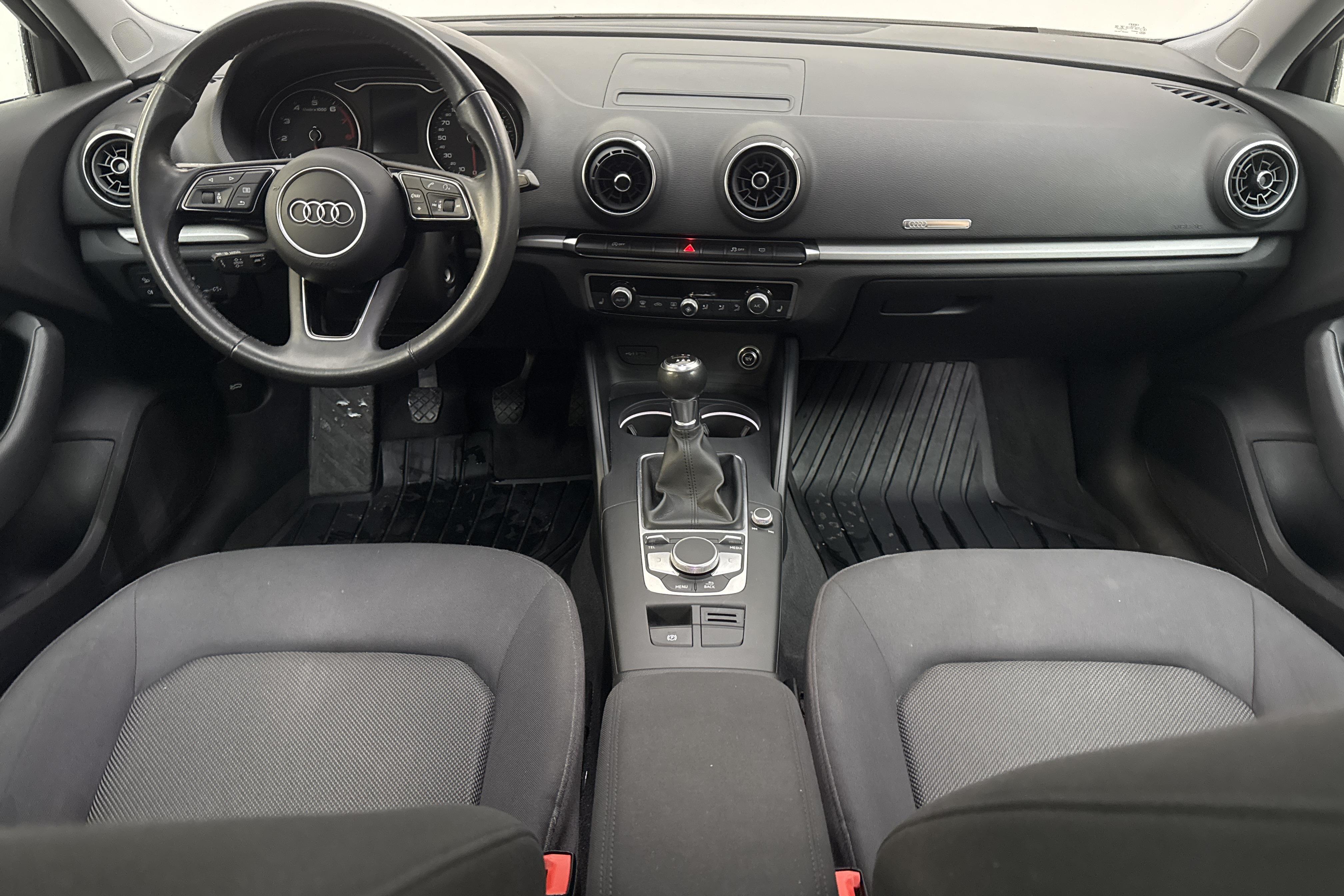 Audi A3 Sportback 30 TFSI (116hk) - 43 530 km - Manualna - czarny - 2019