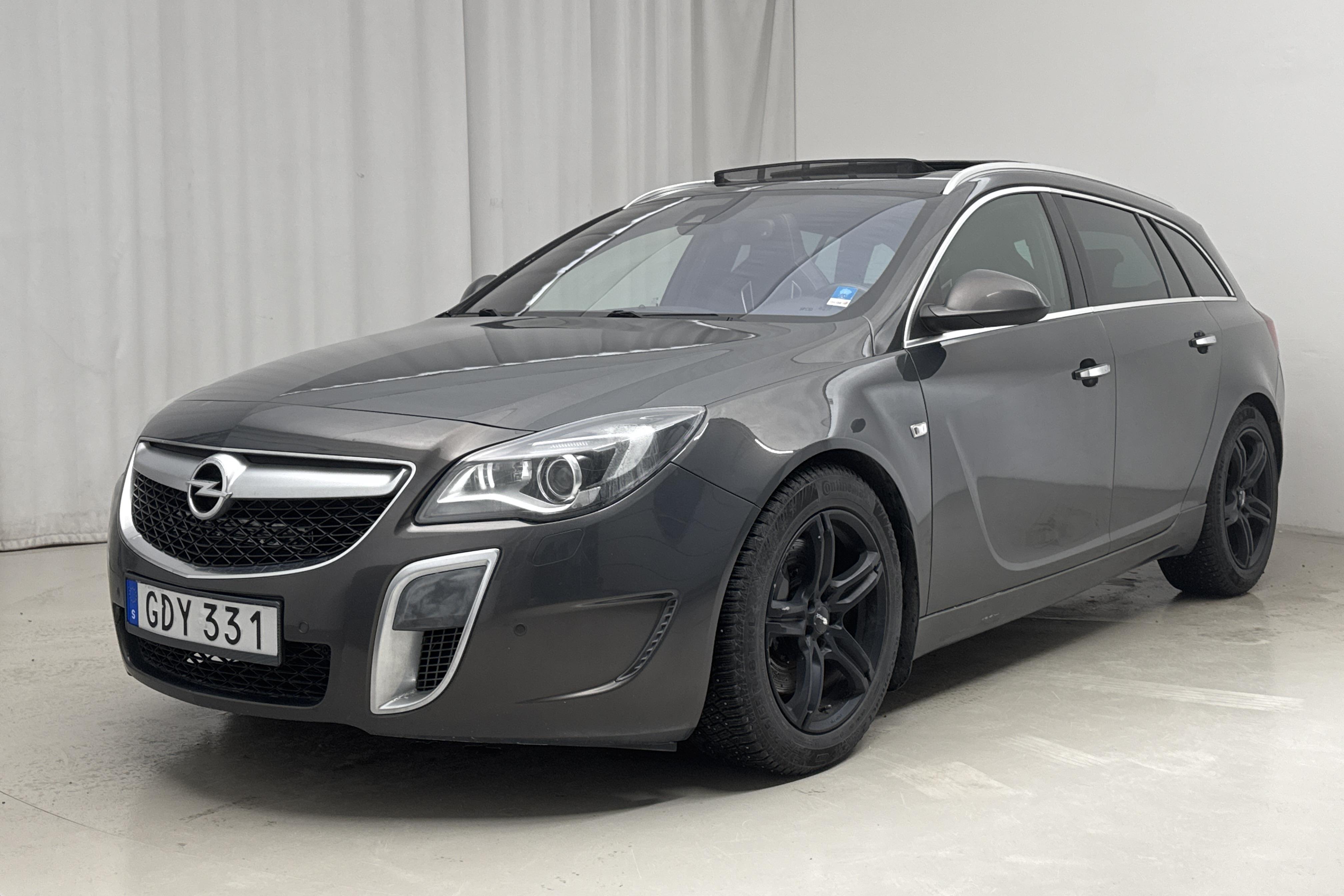 Opel Insignia 2.8 Turbo 4x4 Sports Tourer (325hk) - 12 858 mil - Automat - grå - 2014