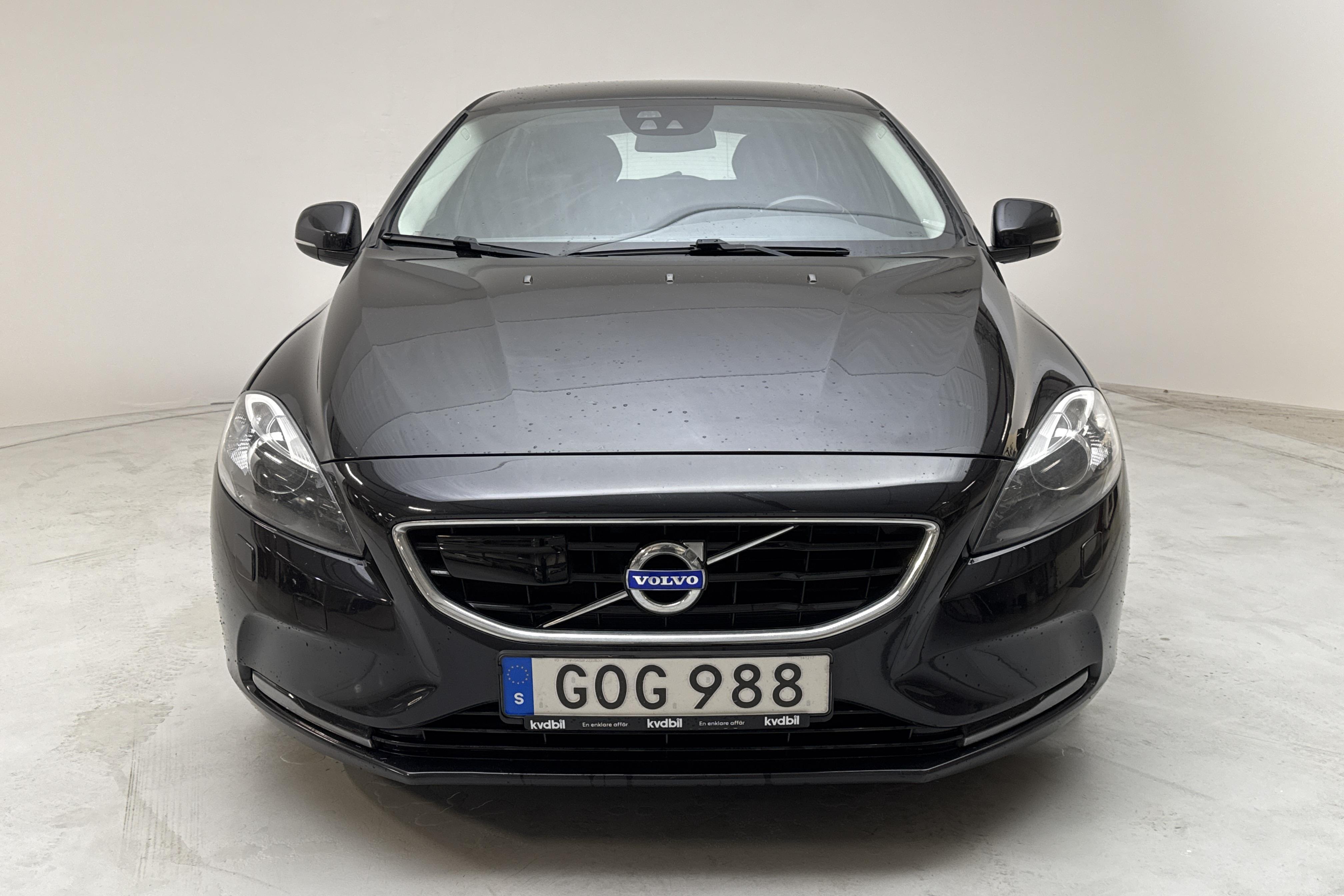 Volvo V40 D2 (115hk) - 160 710 km - Automaatne - must - 2015