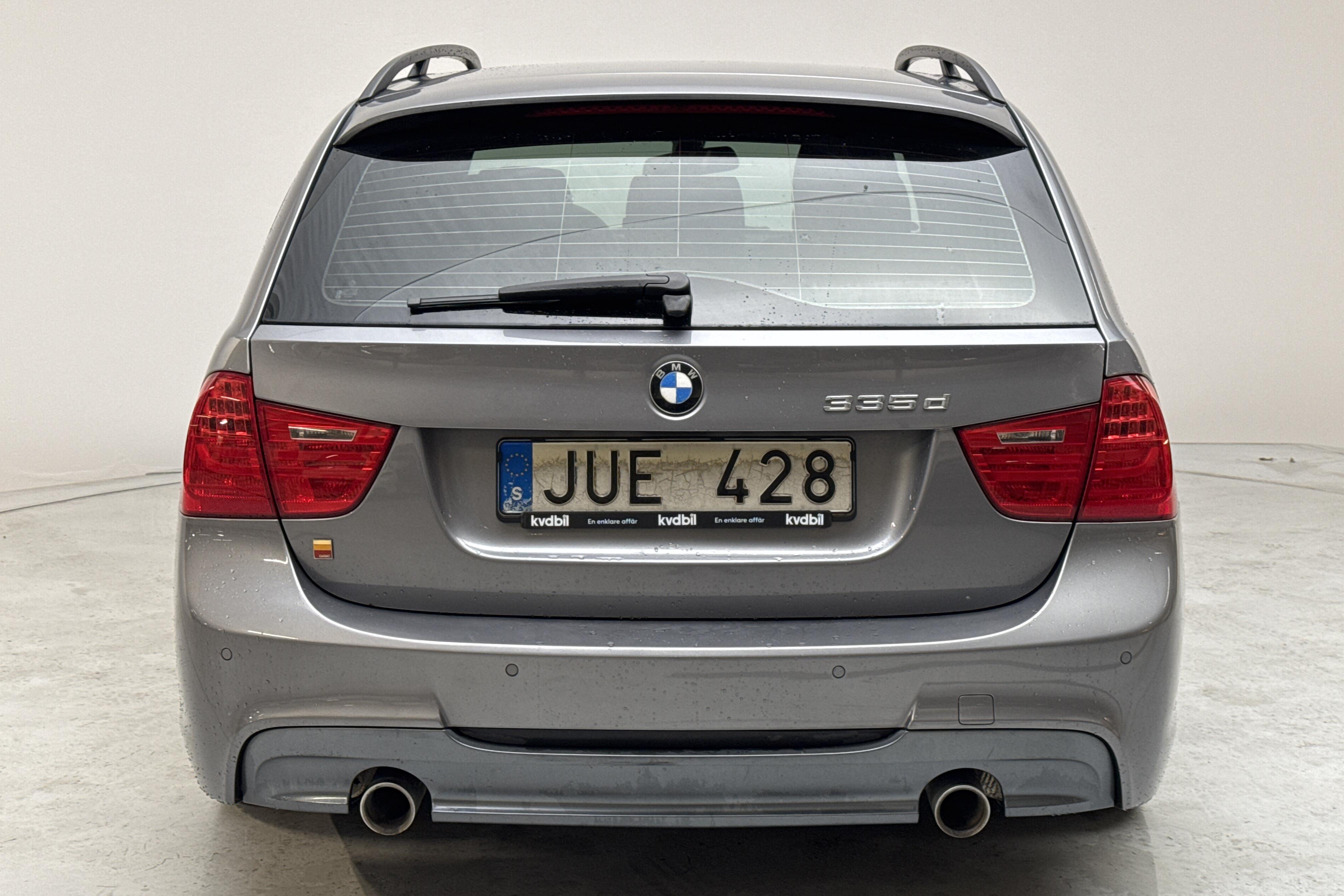 BMW 335d Touring, E91 (286hk) - 14 705 mil - Automat - grå - 2009