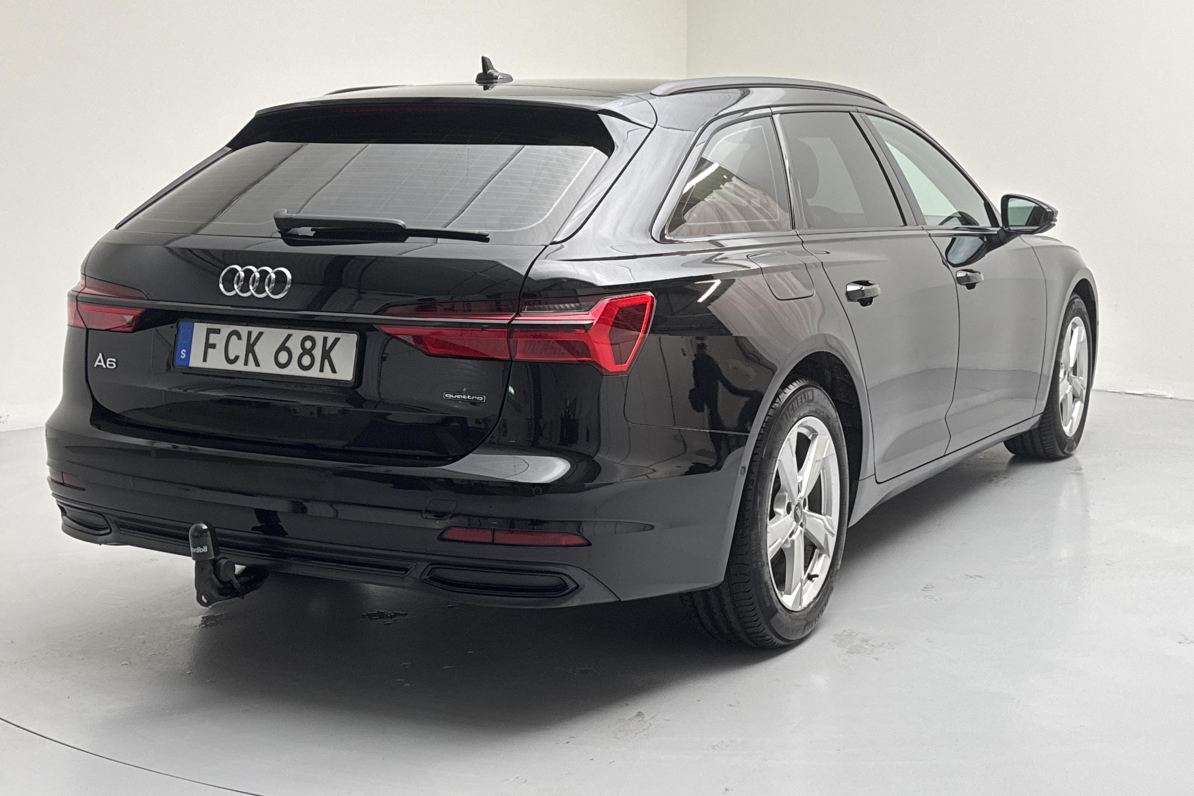 Audi A6 Avant 40 TDI quattro (204hk) - 121 390 km - Automatic - black - 2021