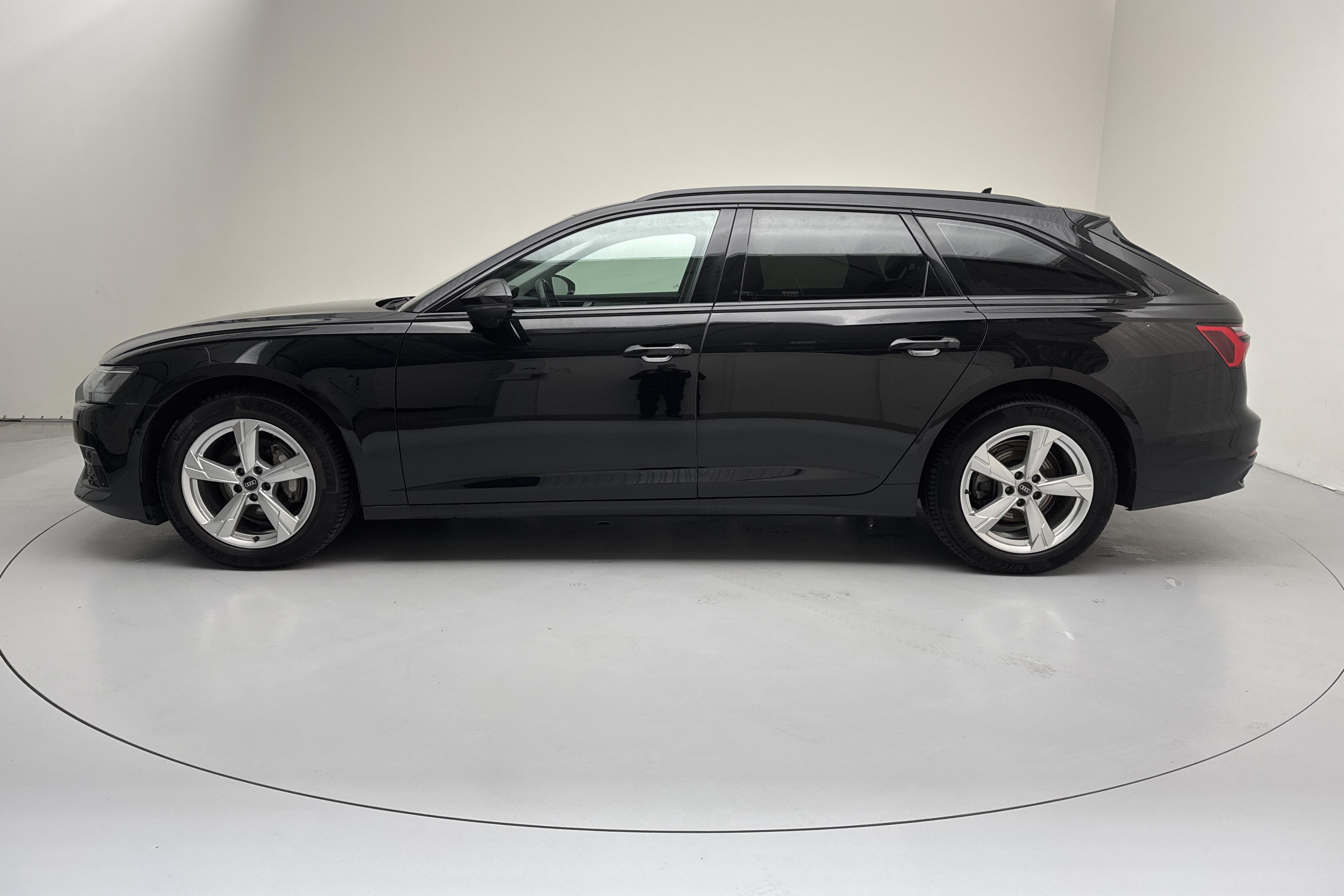 Audi A6 Avant 40 TDI quattro (204hk) - 121 390 km - Automatic - black - 2021