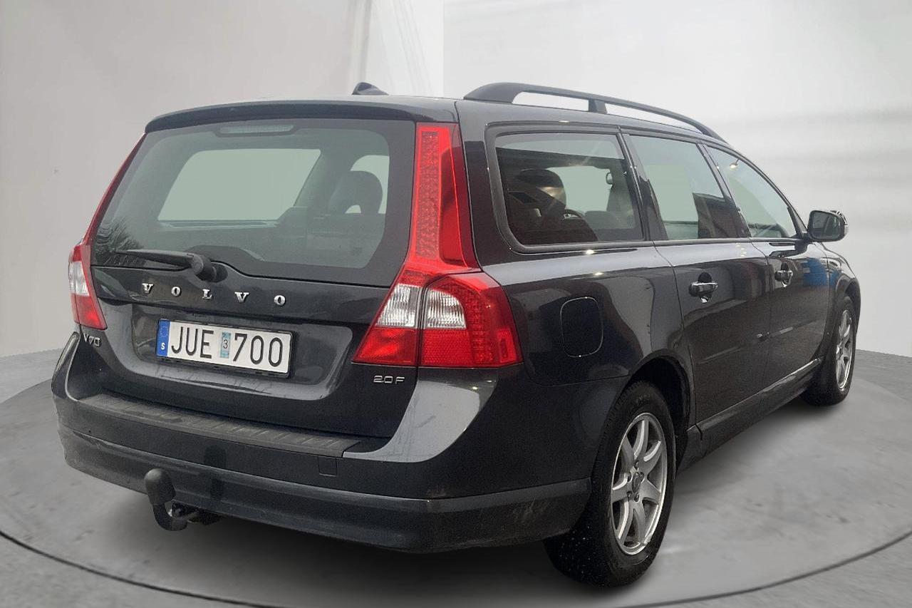 Volvo V70 II 2.0F (145hk) - 278 800 km - Manualna - szary - 2009