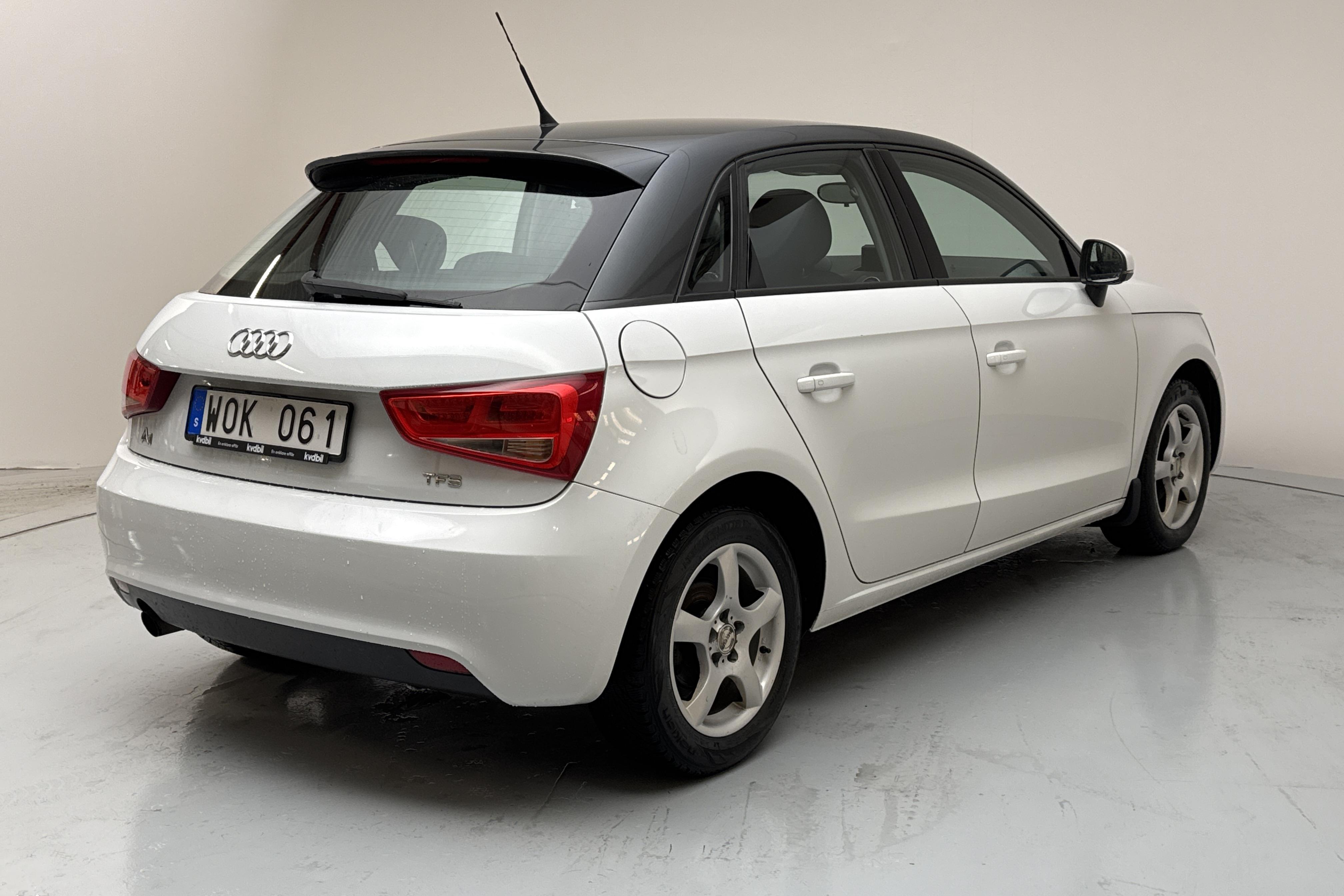 Audi A1 1.2 TFSI Sportback (86hk) - 145 170 km - Manuaalinen - valkoinen - 2014