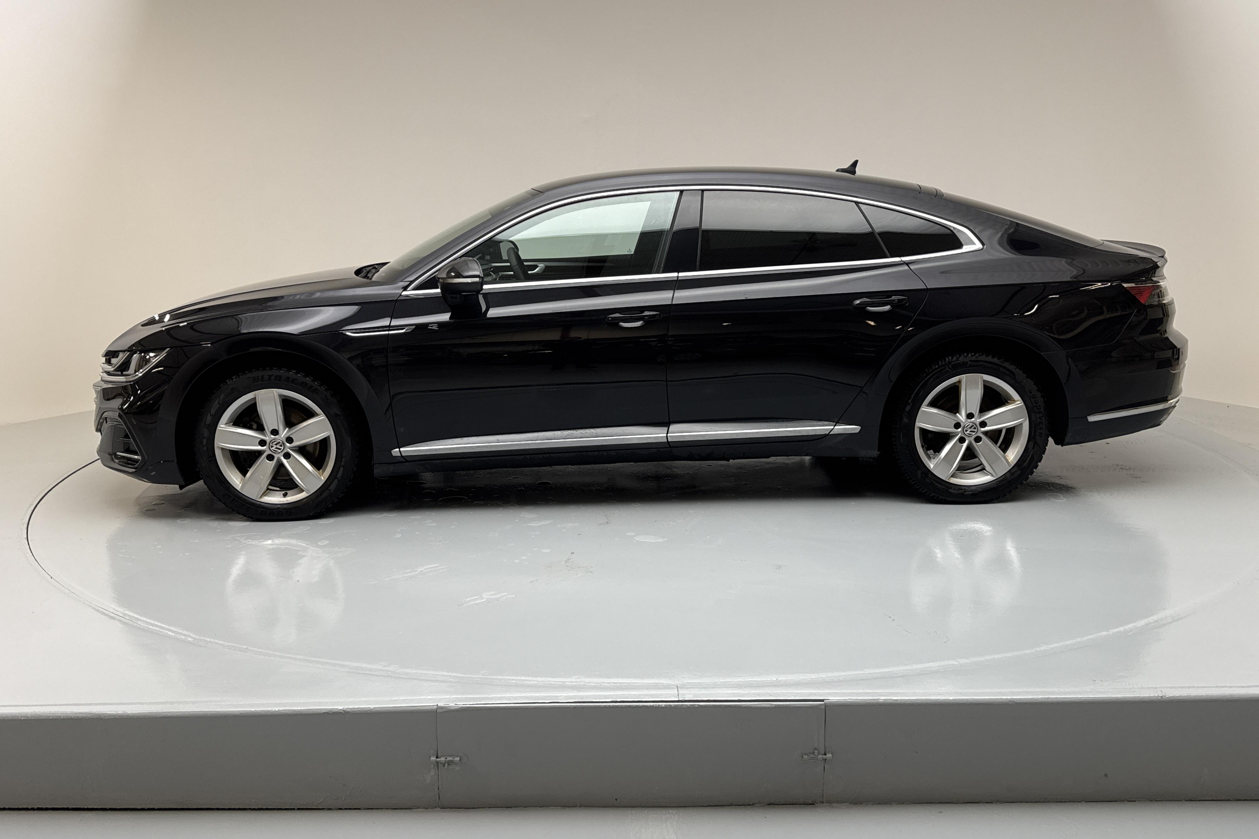 VW Arteon eHybrid 1.4 TSI (218hk) - 92 750 km - Automatic - black - 2022