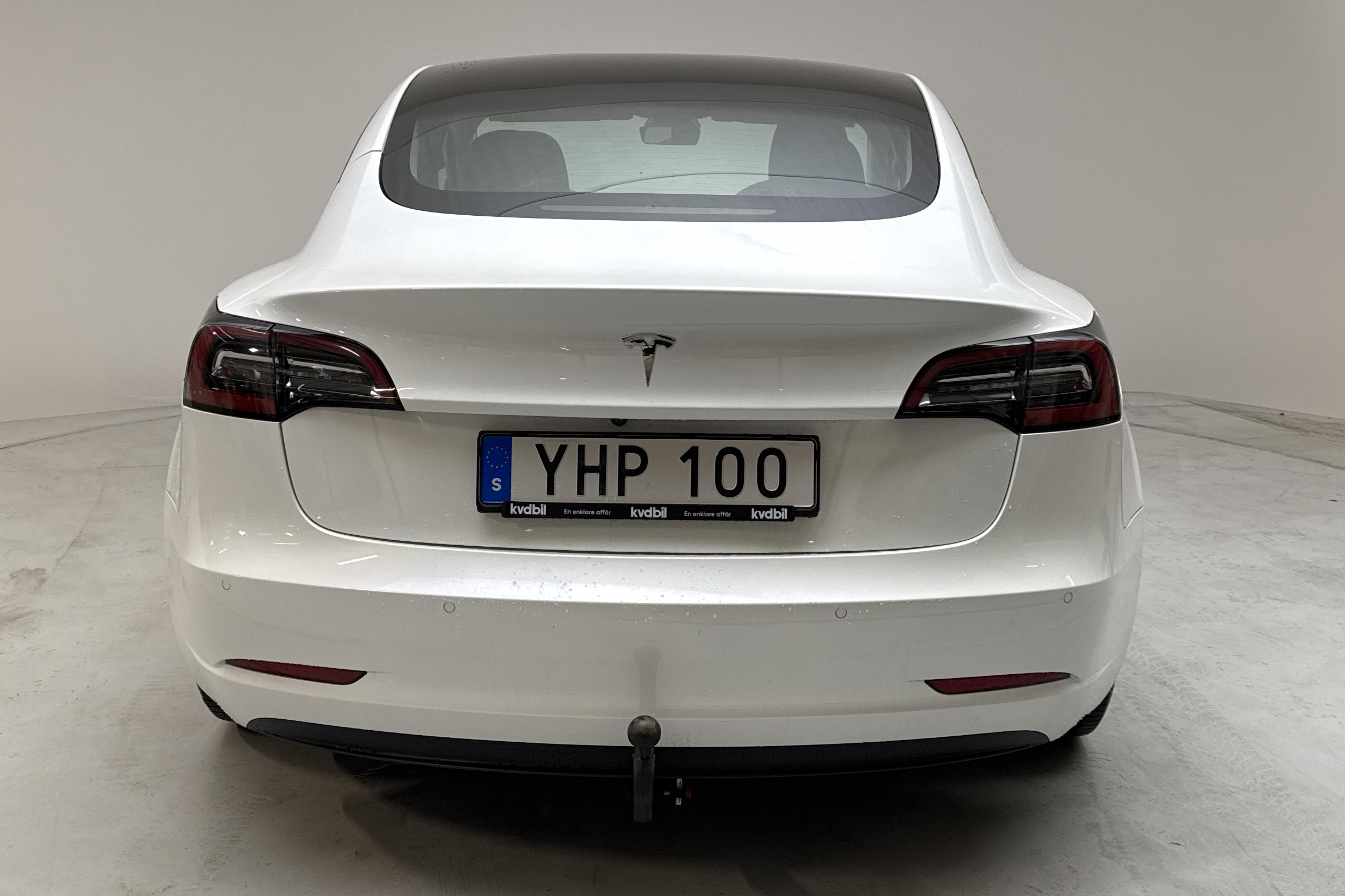 Tesla Model 3 Standard Range RWD - 120 540 km - Automaattinen - valkoinen - 2021