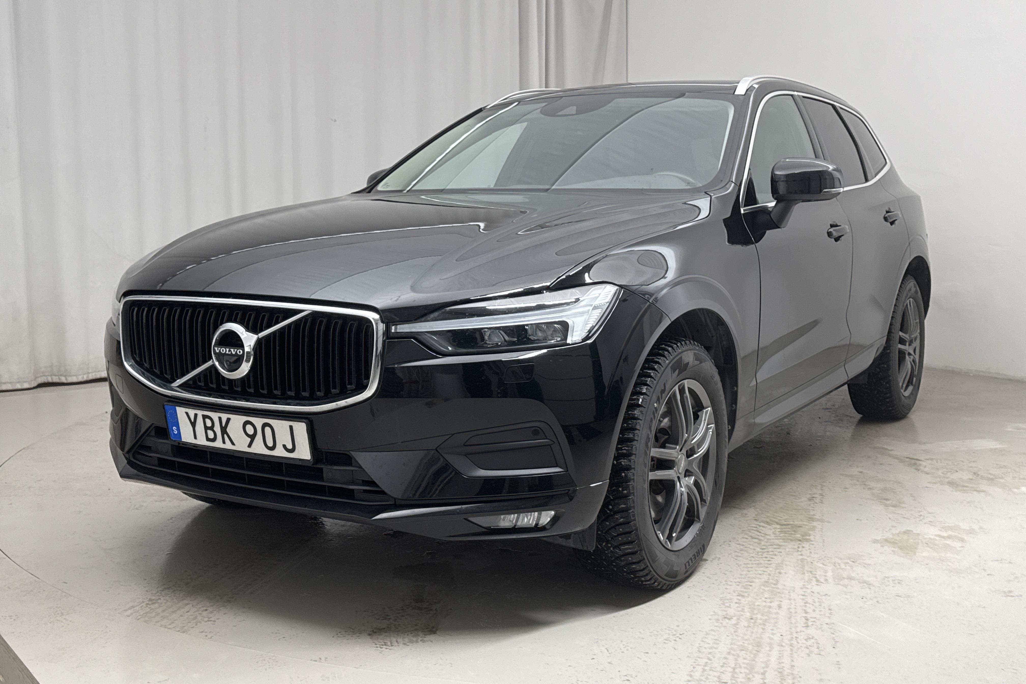 Volvo XC60 B4 AWD Mildhybrid, Diesel (197hk) - 66 210 km - Automatic - black - 2021