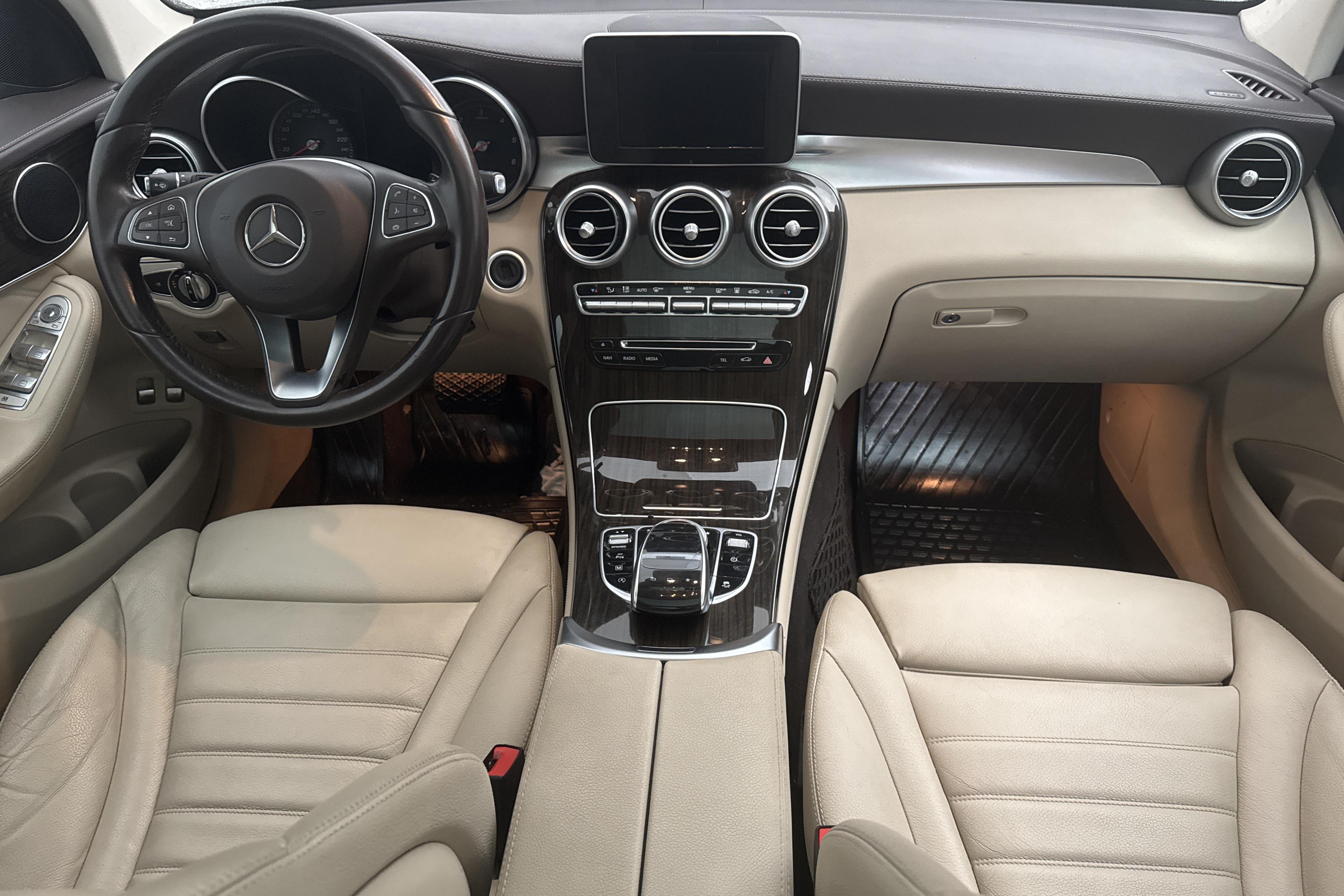 Mercedes GLC 220 d 4MATIC X253 (170hk) - 11 606 mil - Automat - grå - 2016