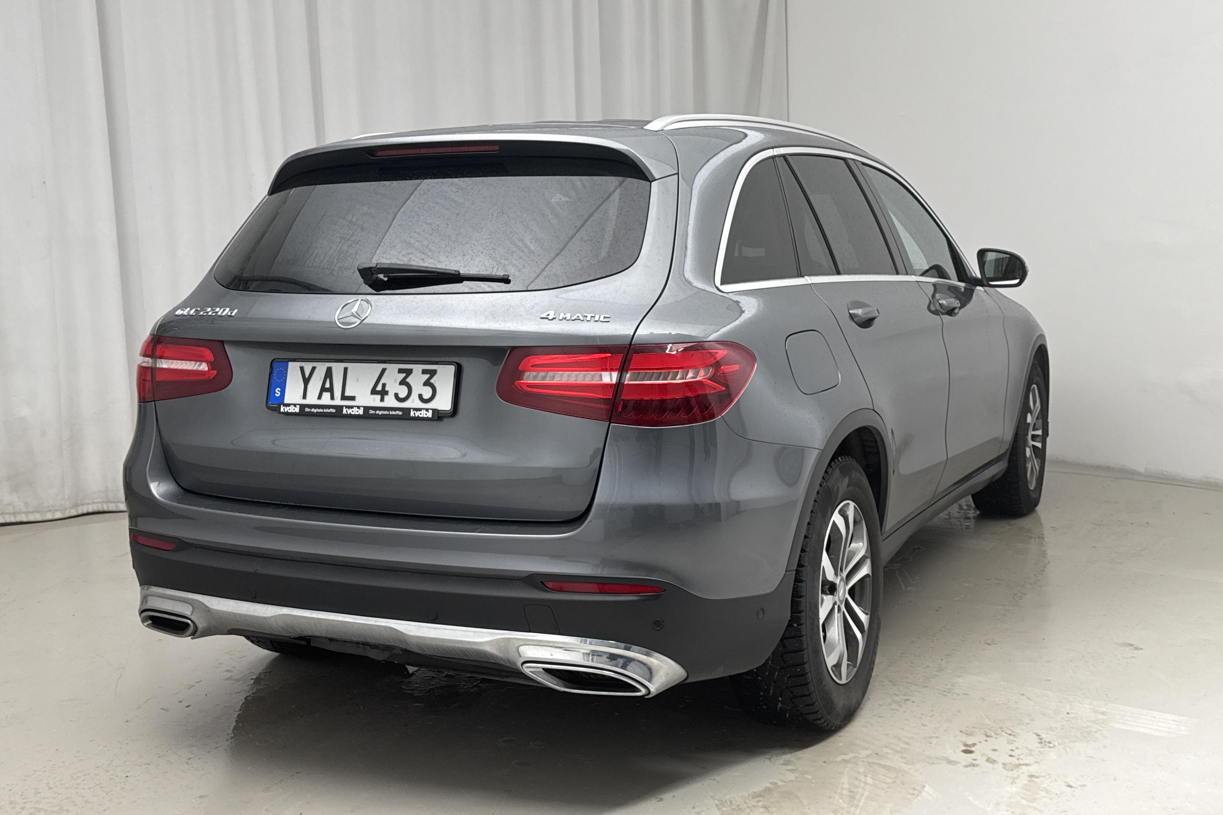 Mercedes GLC 220 d 4MATIC X253 (170hk) - 11 606 mil - Automat - grå - 2016