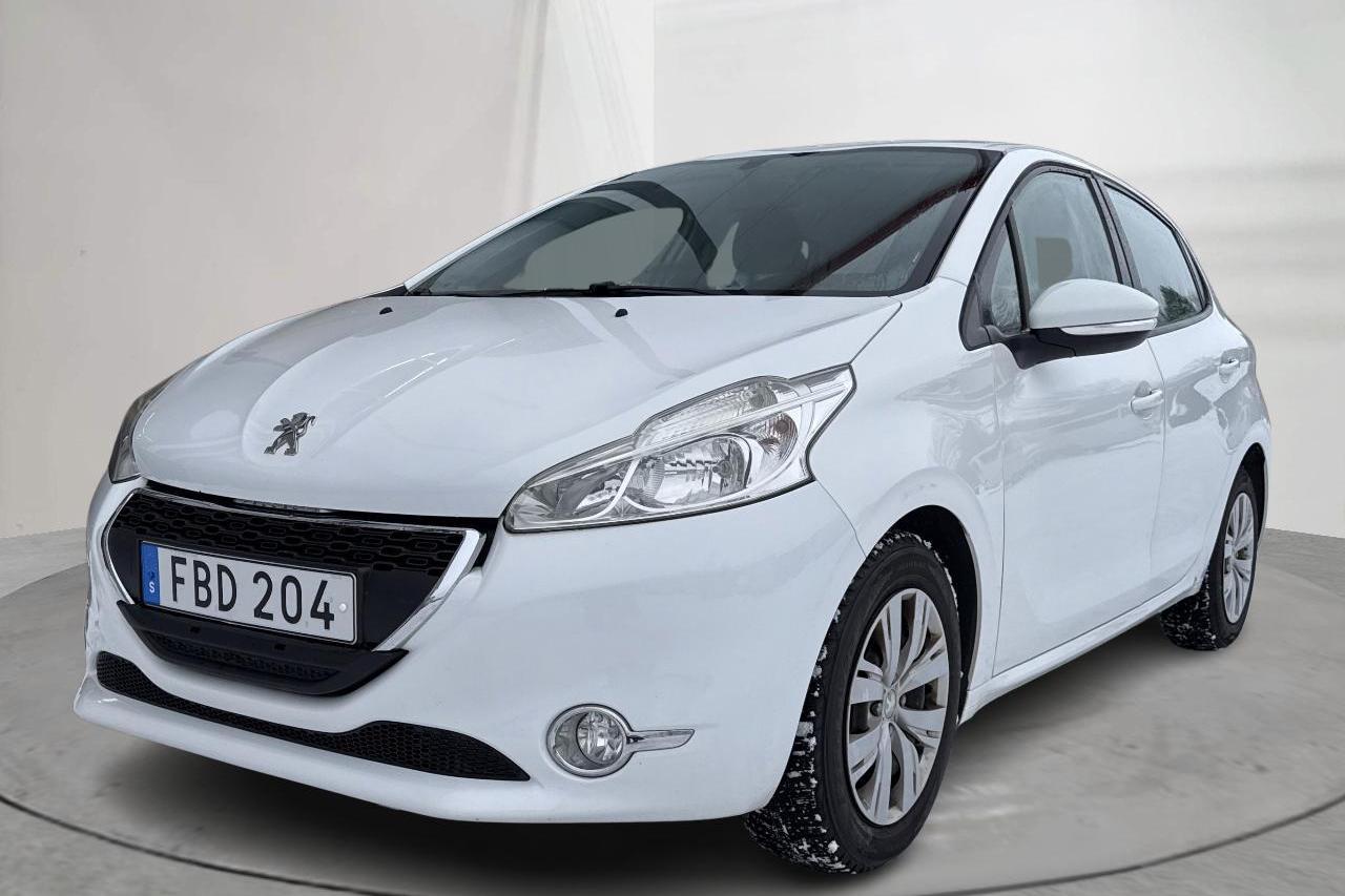 Peugeot 208 1.2 VTi 5dr (82hk) - 8 433 mil - Manuell - vit - 2015