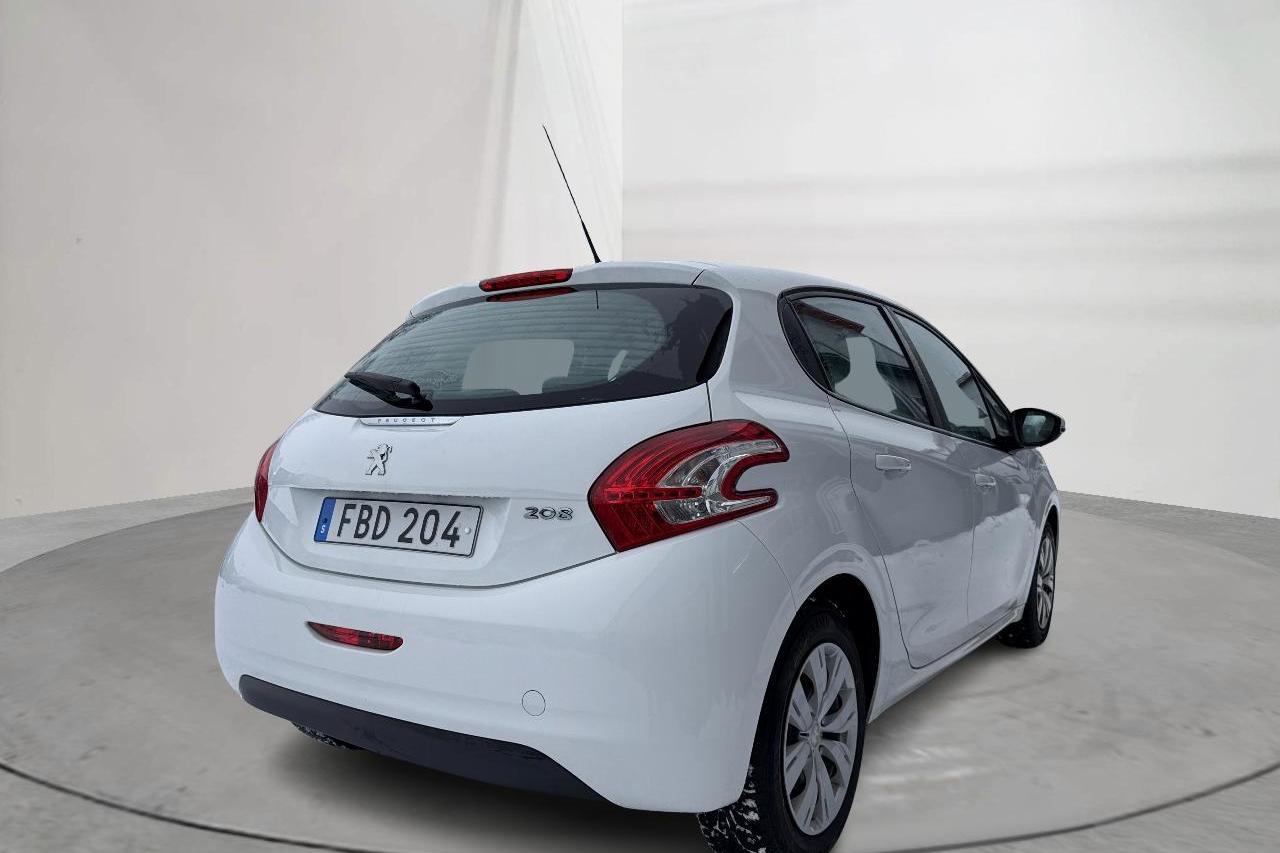 Peugeot 208 1.2 VTi 5dr (82hk) - 8 433 mil - Manuell - vit - 2015