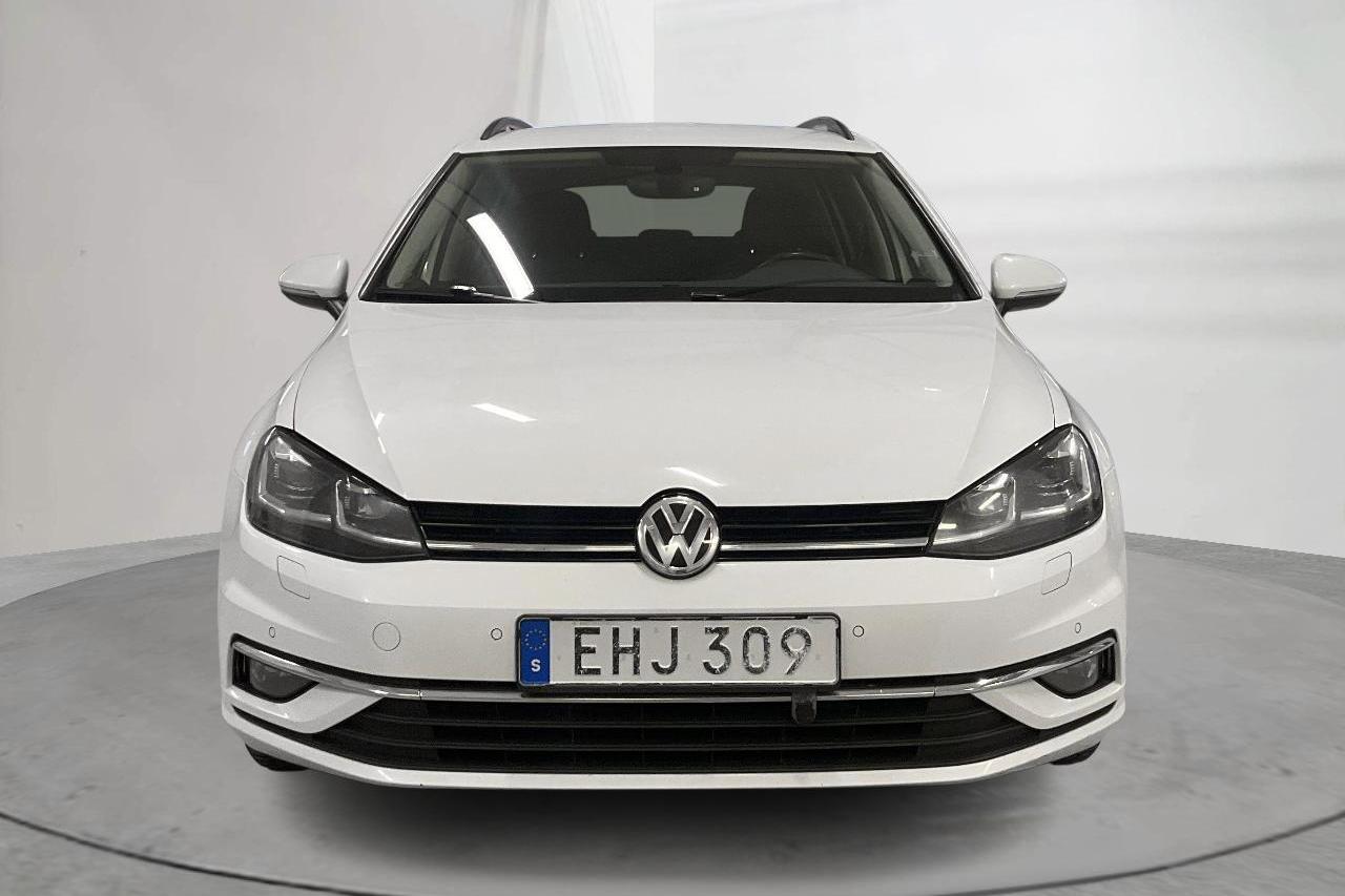 VW Golf VII 1.0 TSI Sportscombi (110hk) - 13 697 mil - Manuell - vit - 2018