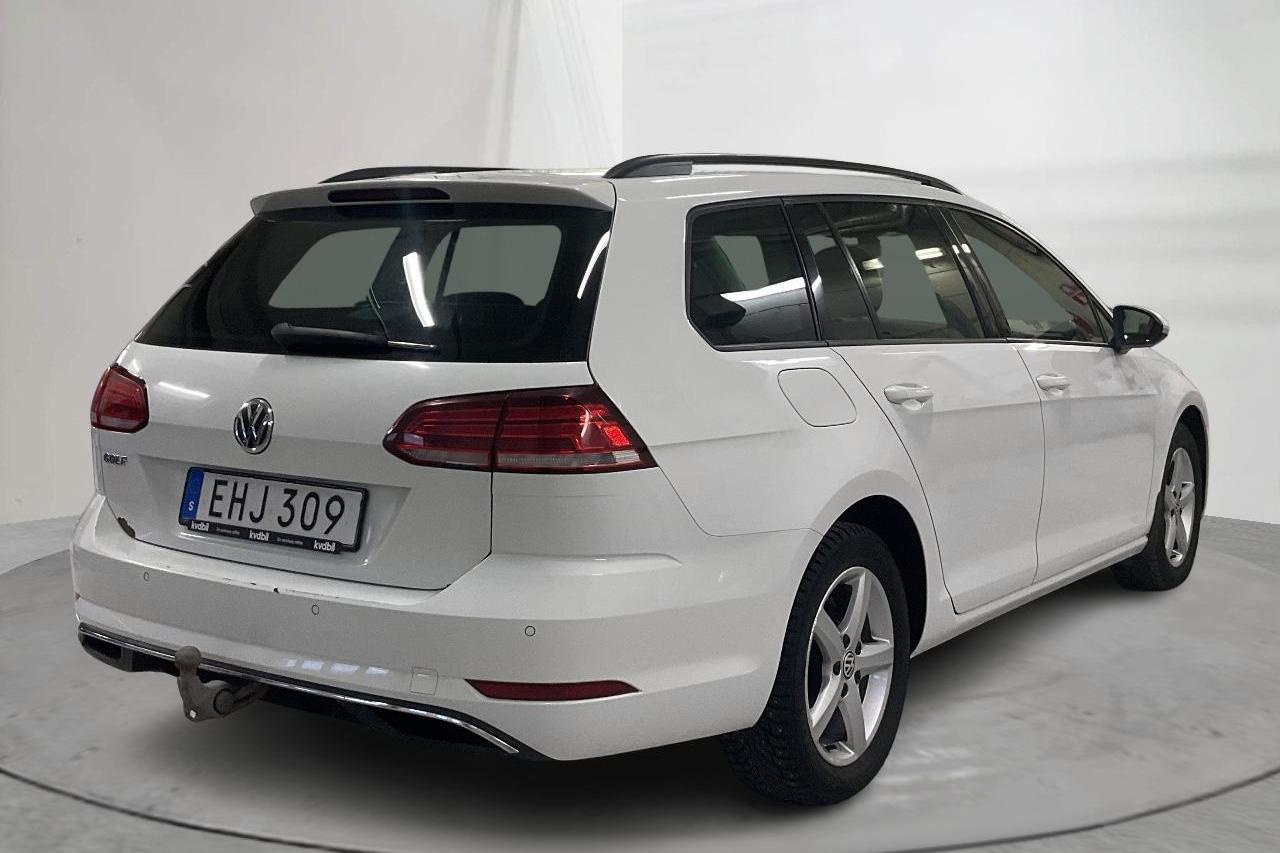 VW Golf VII 1.0 TSI Sportscombi (110hk) - 13 697 mil - Manuell - vit - 2018