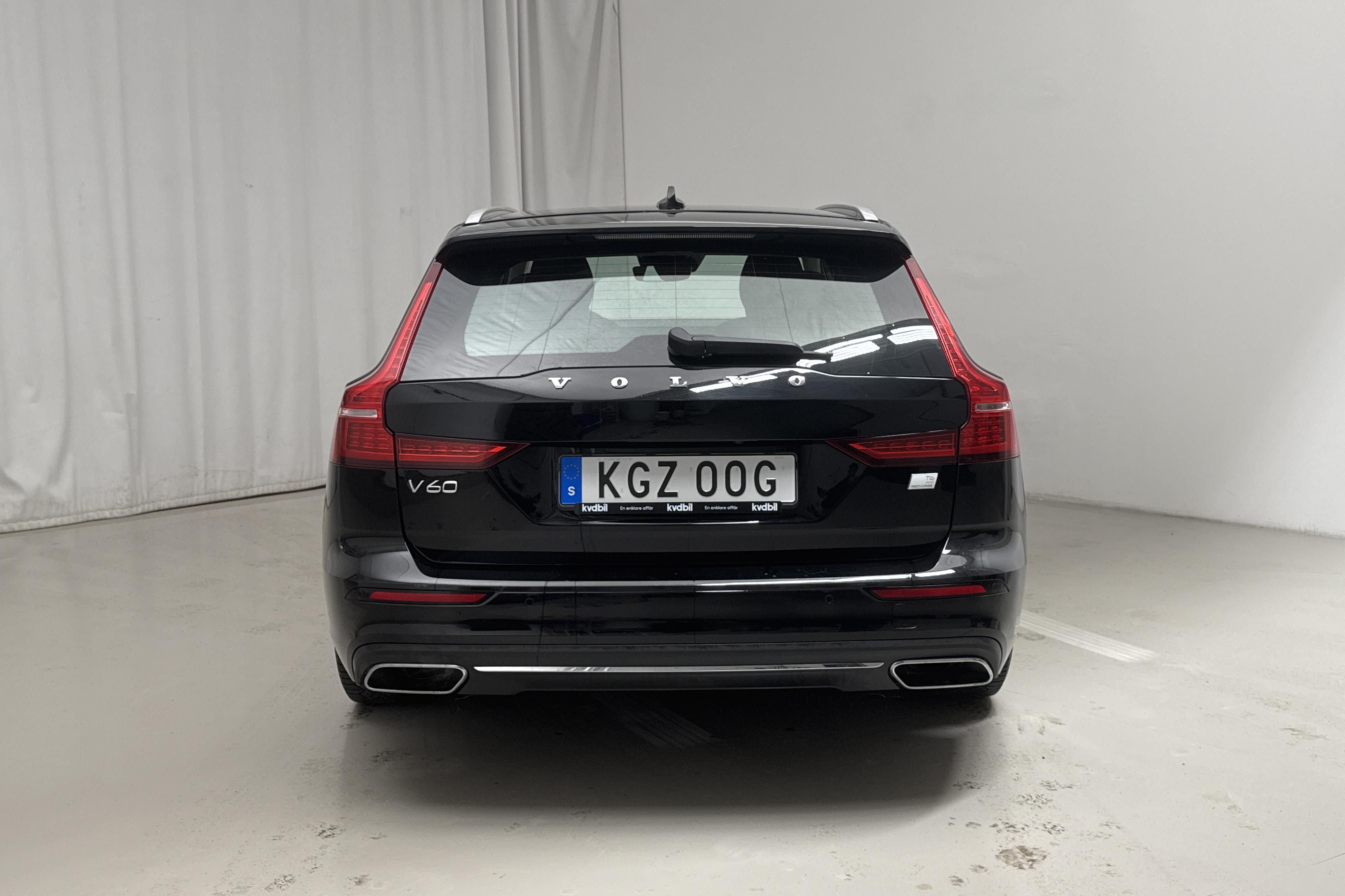 Volvo V60 T6 AWD Twin Engine (340hk) - 37 710 km - Automaatne - must - 2021