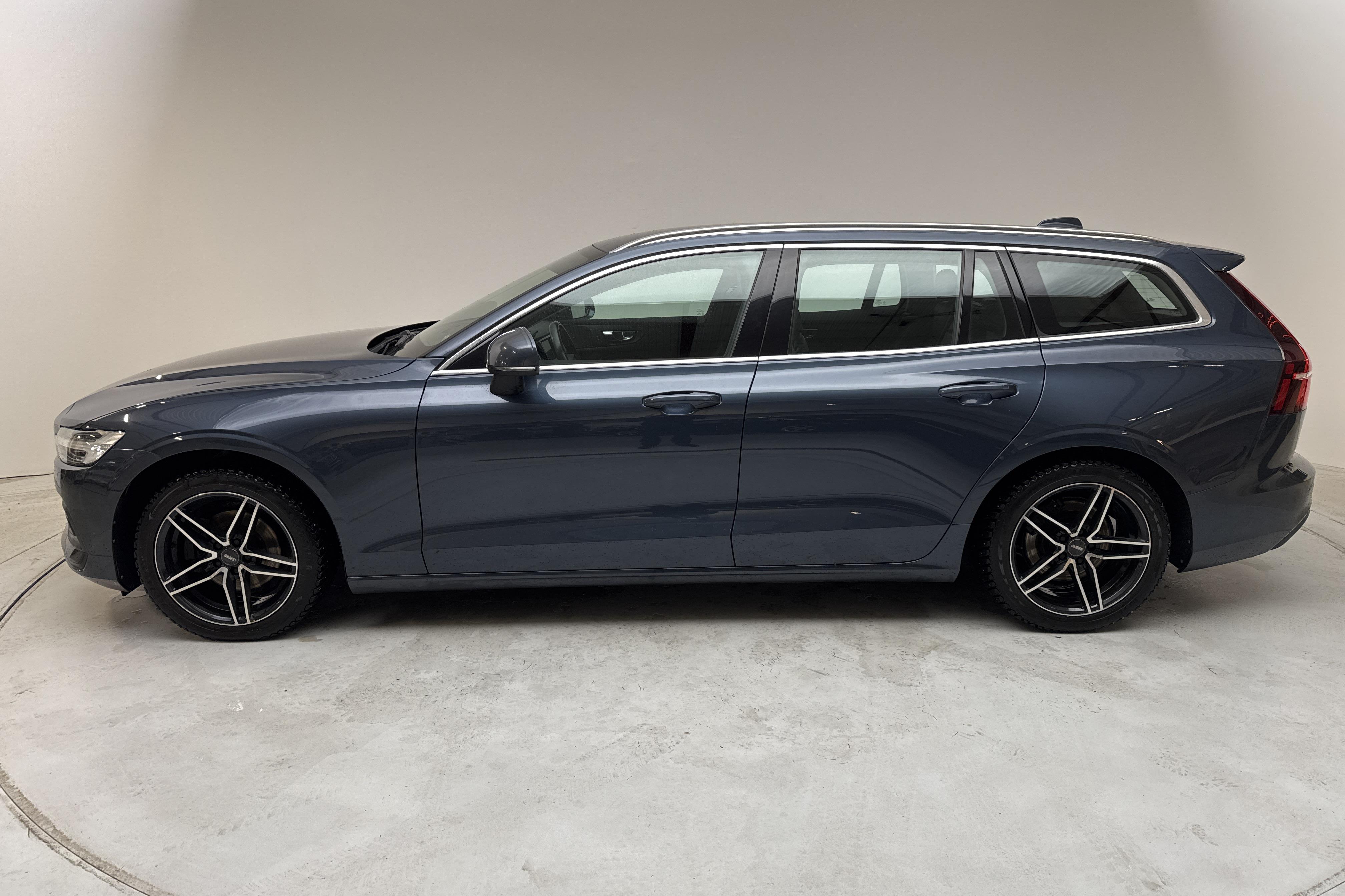 Volvo V60 D3 (150hk) - 121 560 km - Automatic - Dark Blue - 2019