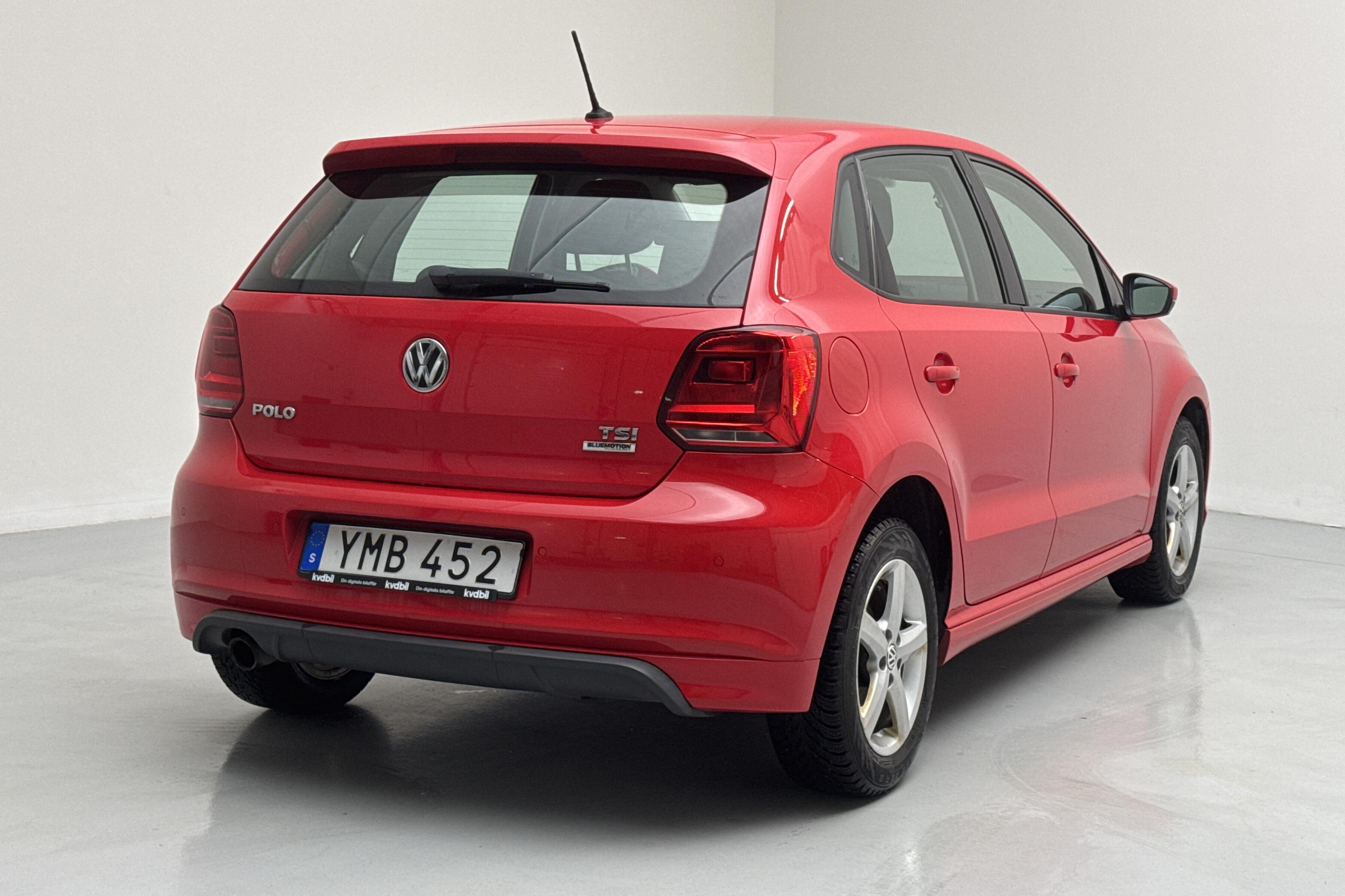 VW Polo 1.2 TSI 5dr (90hk) - 104 420 km - Manual - red - 2017