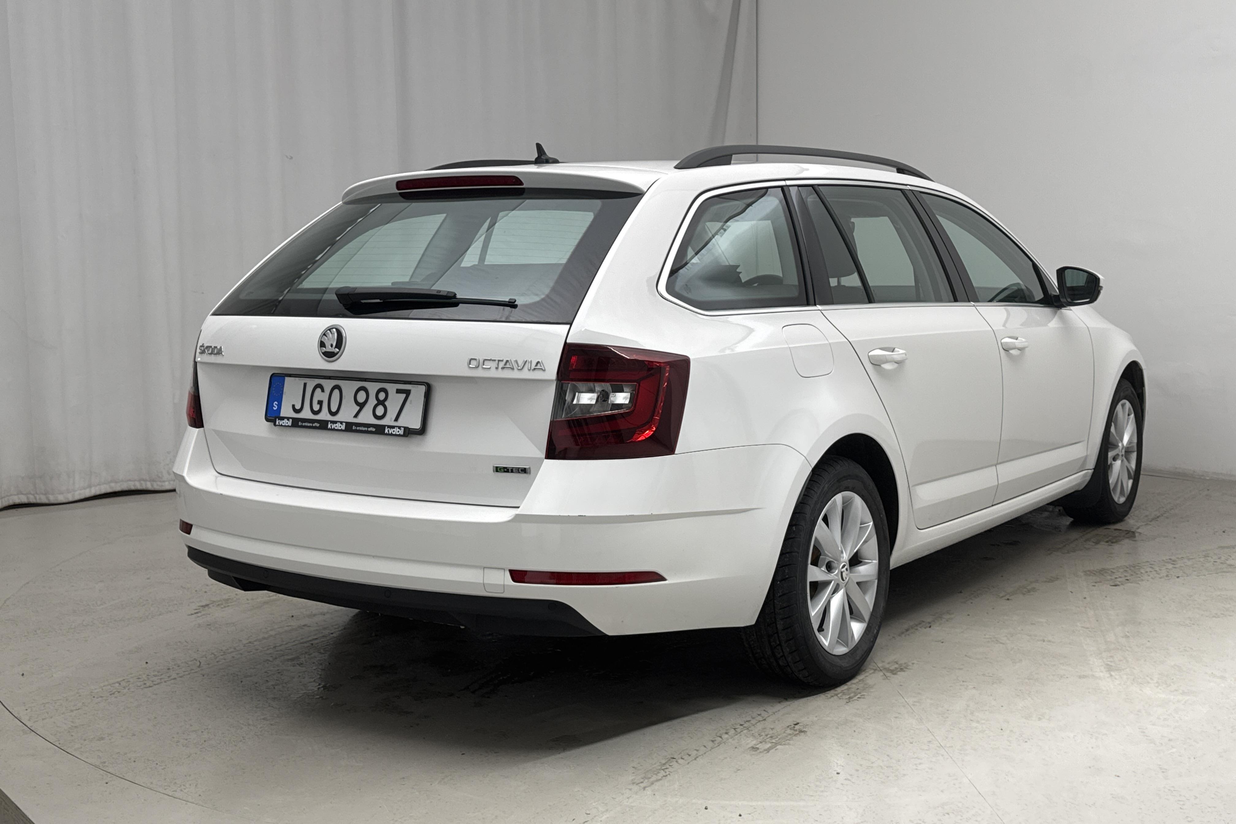 Skoda Octavia III 1.4 TSI G-TEC Combi (110hk) - 3 564 mil - Automat - vit - 2018