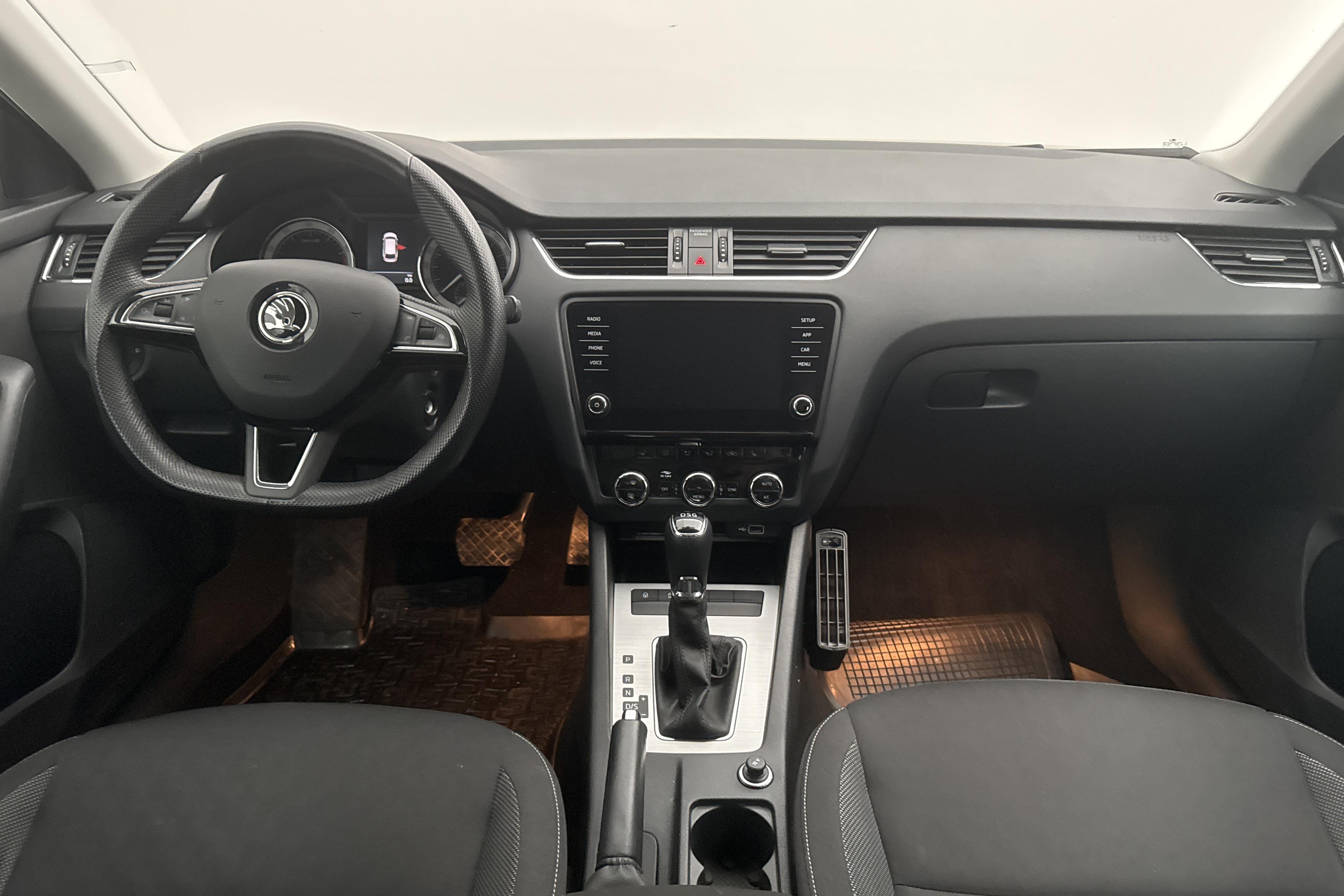 Skoda Octavia III 1.4 TSI G-TEC Combi (110hk) - 3 390 mil - Automat - vit - 2018