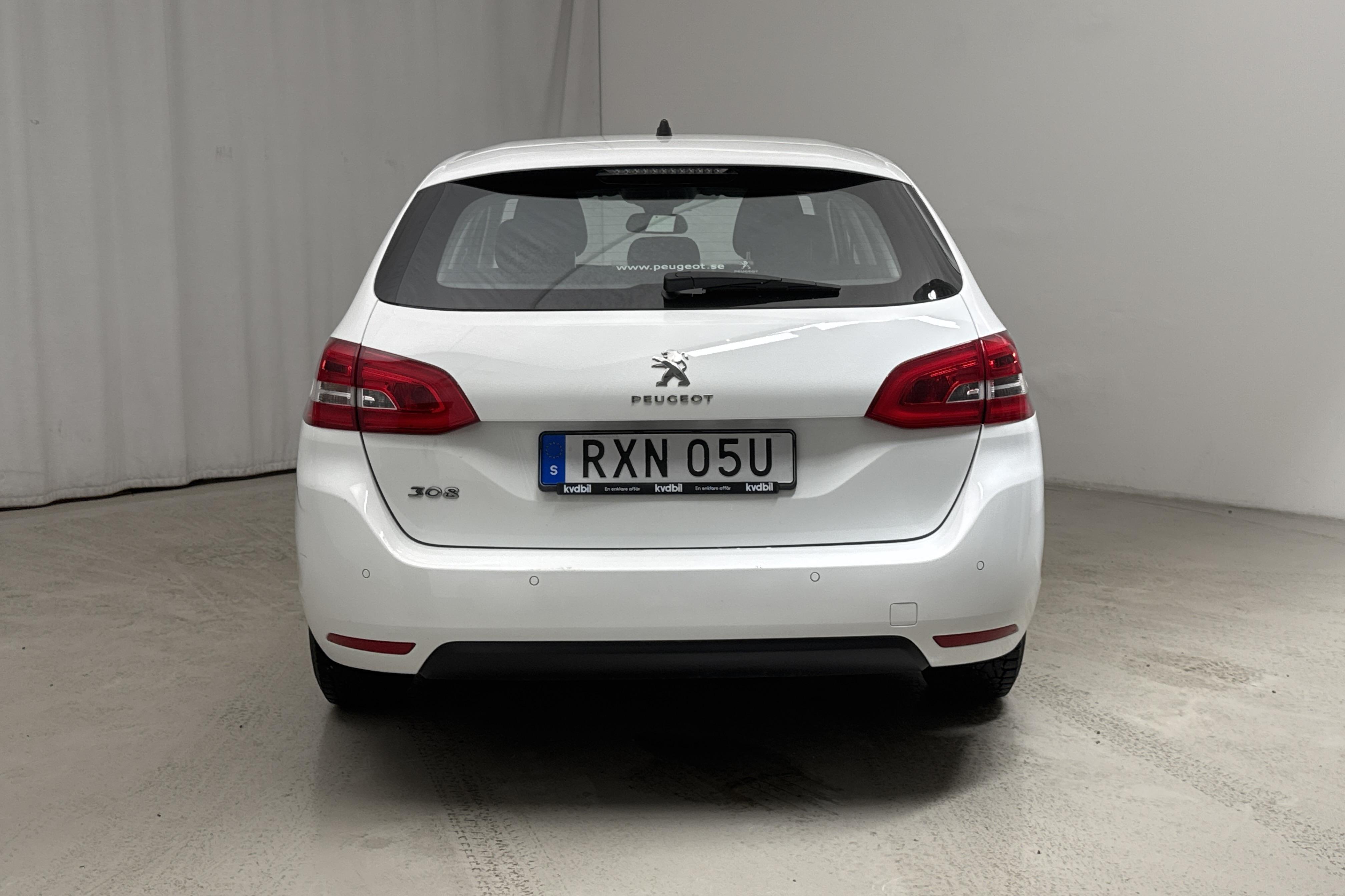 Peugeot 308 SW BlueHDi (130hk) - 8 082 mil - Automat - vit - 2019